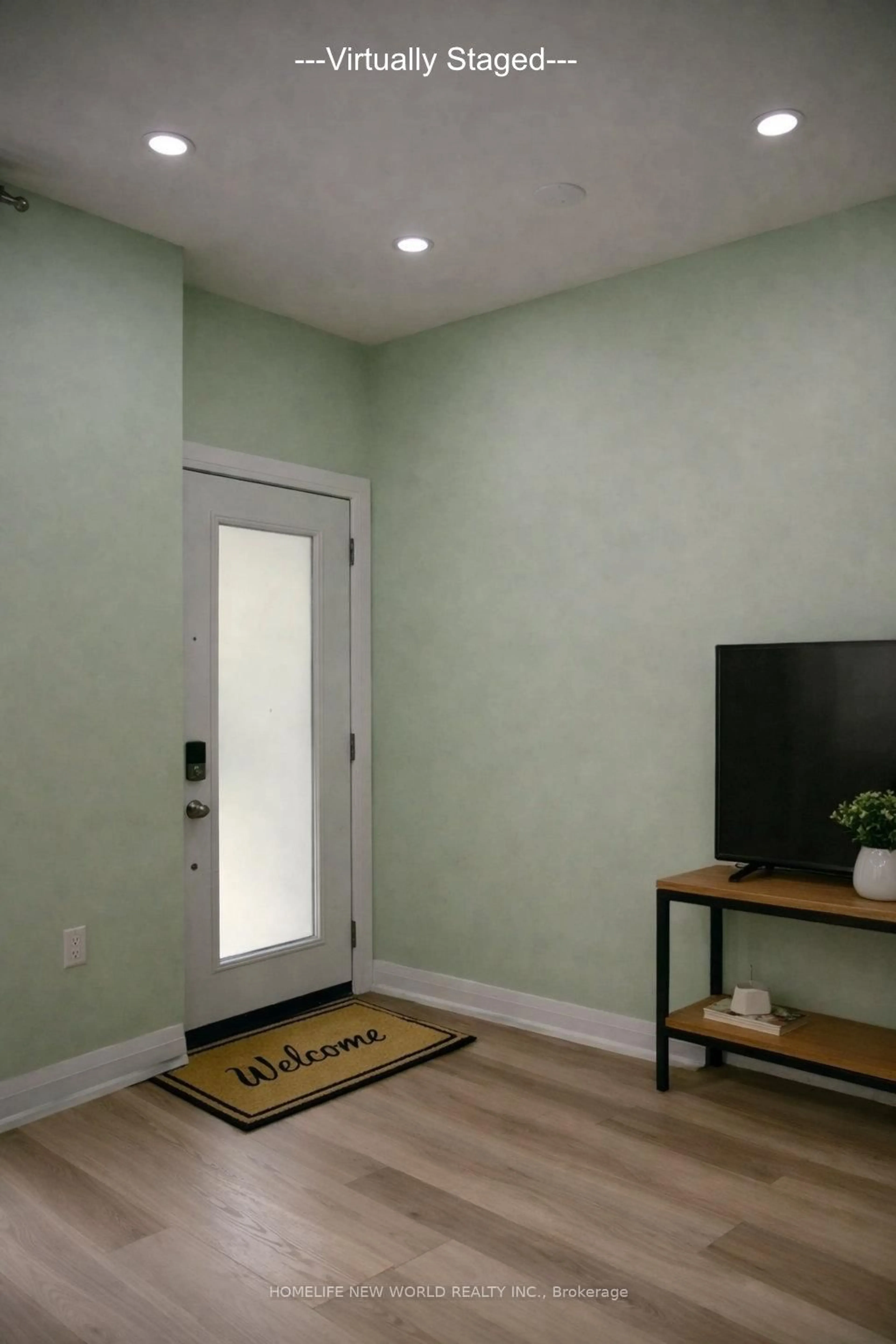 Indoor entryway for 19 Eldora Ave #45, Toronto Ontario M2M 1R3