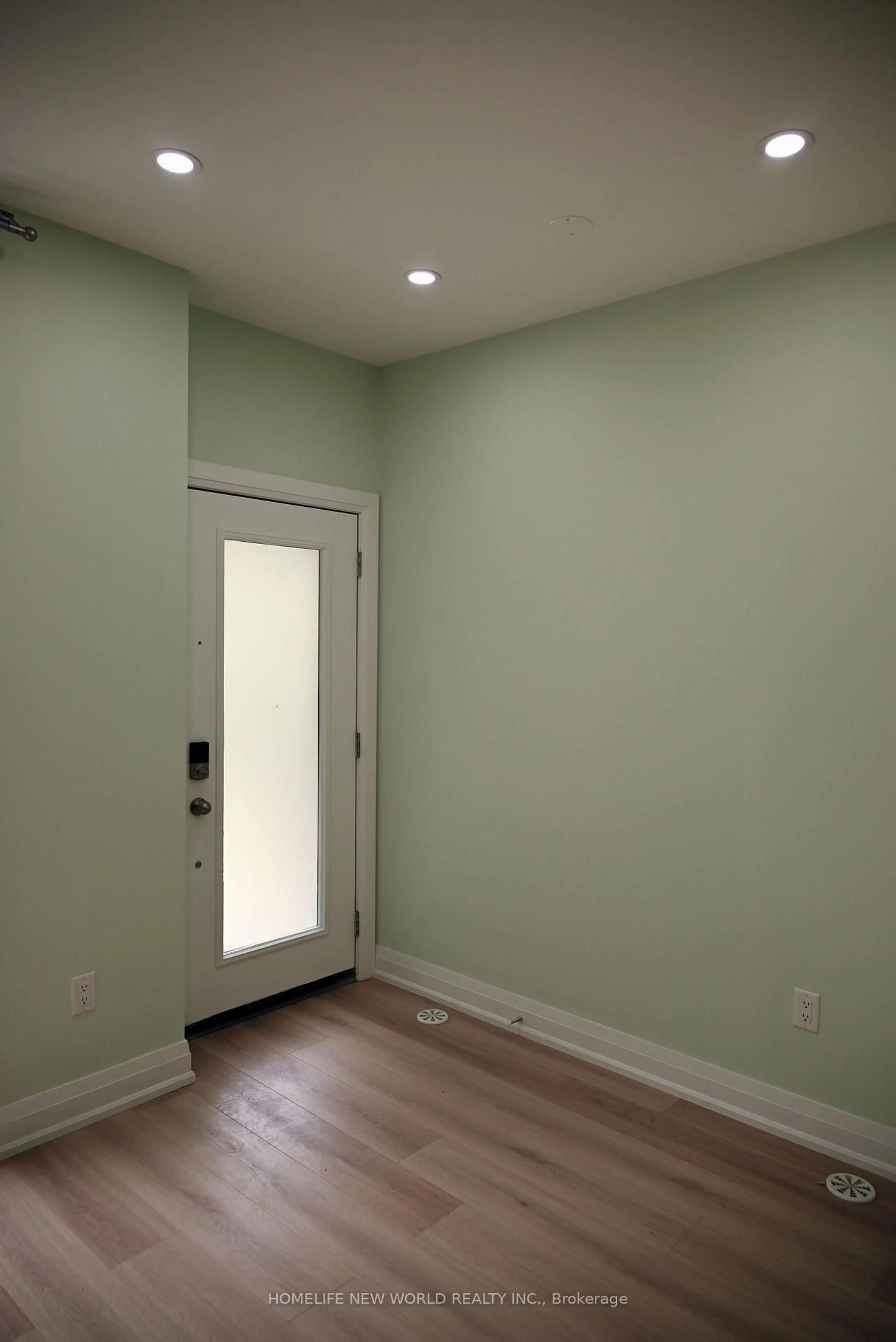 Unknown for 19 Eldora Ave #45, Toronto Ontario M2M 1R3