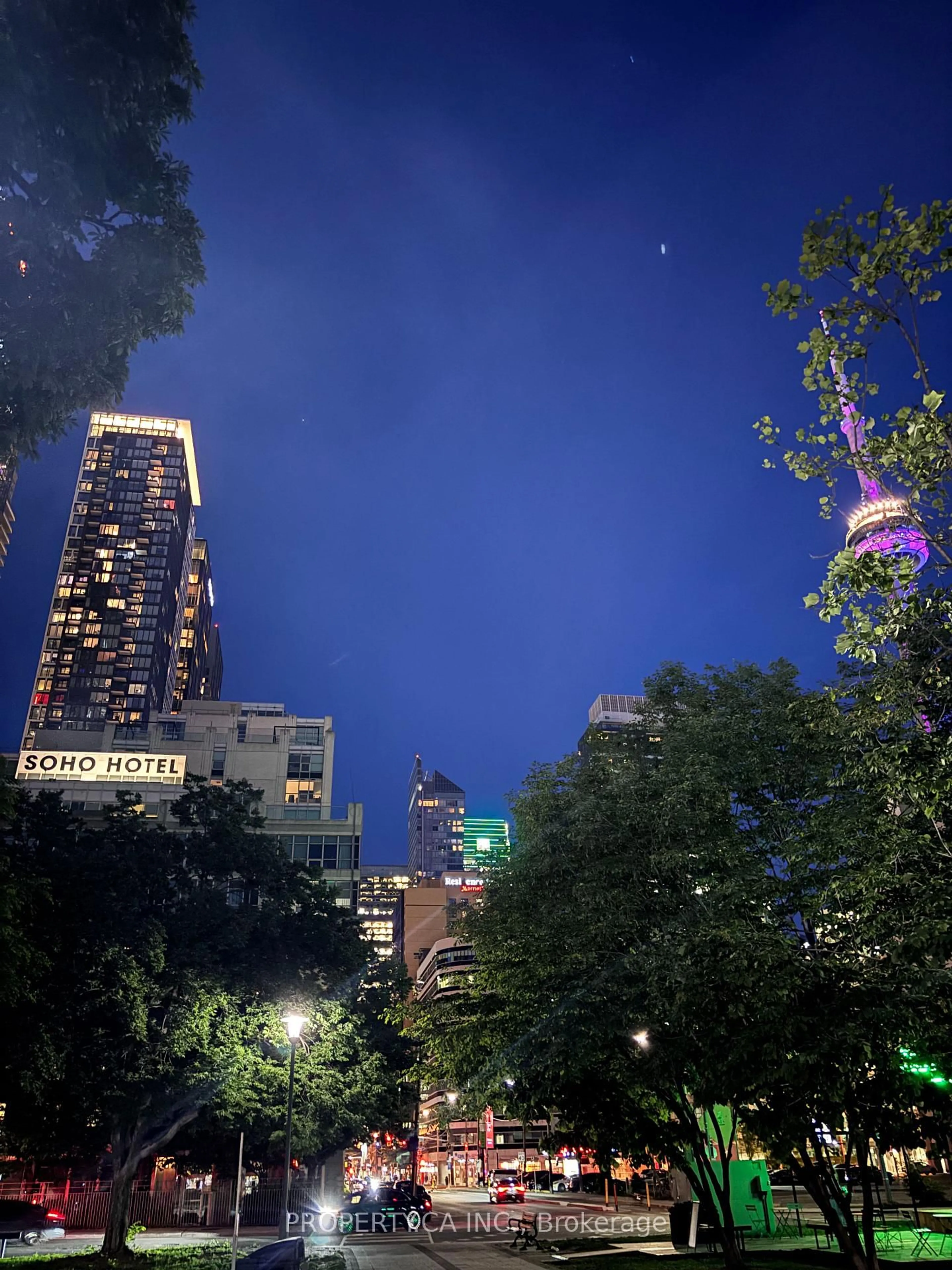 Blurry image for 350 Wellington St #M07, Toronto Ontario M5V 3W9