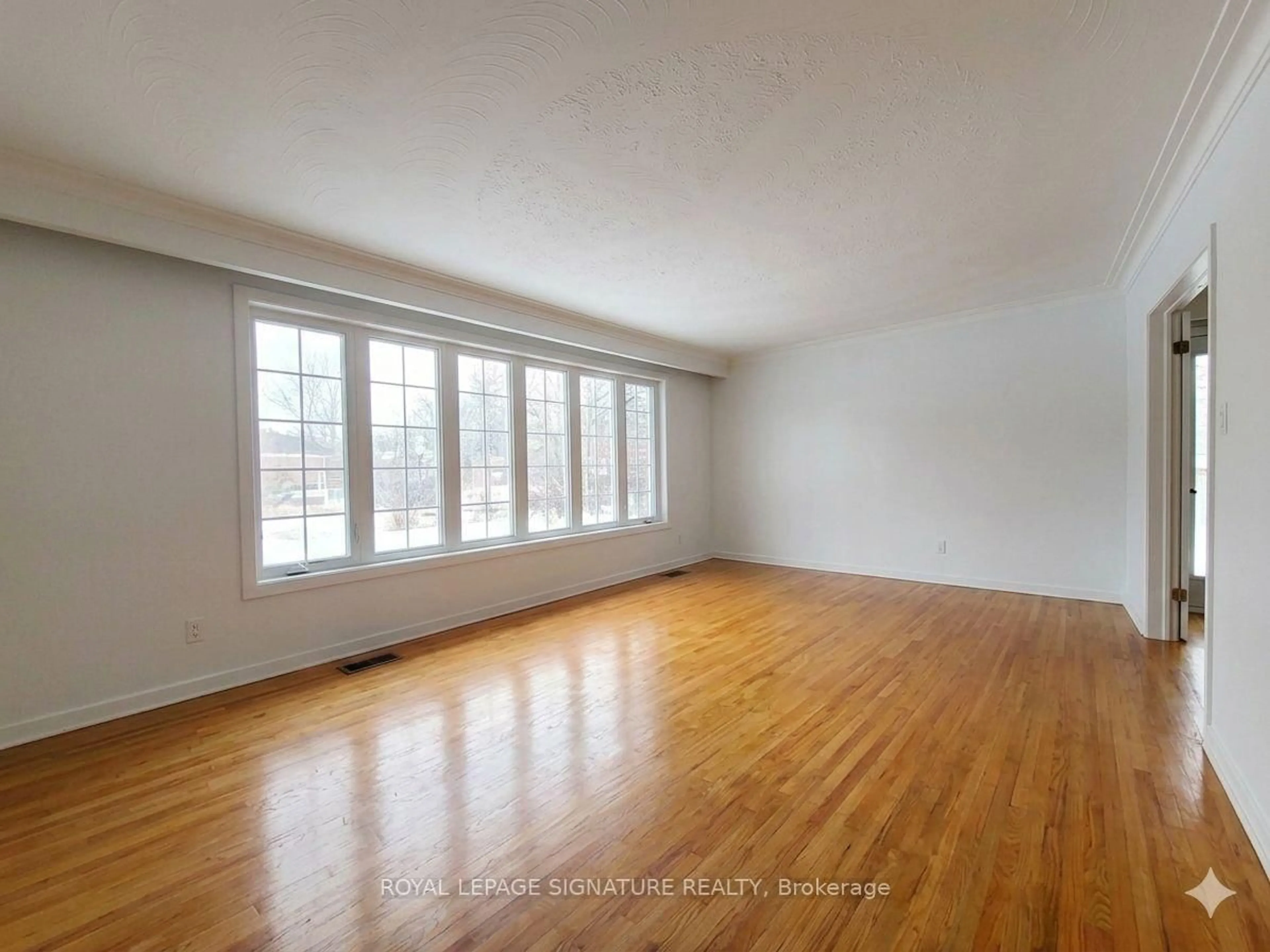 A pic of a room for 59 Valentine Dr, Toronto Ontario M3A 3J7