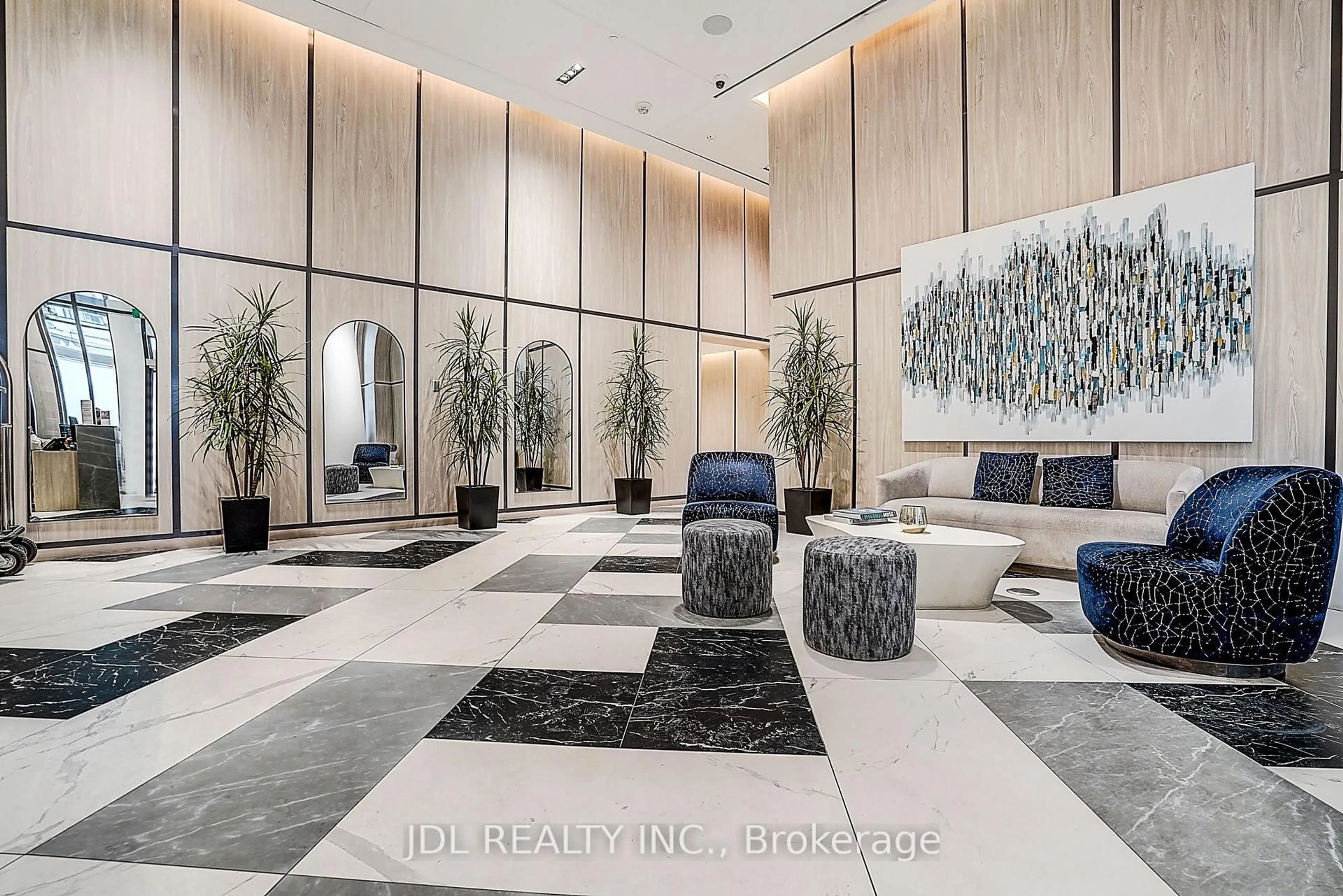 Lobby for 395 Bloor St #3902, Toronto Ontario M4W 1H7