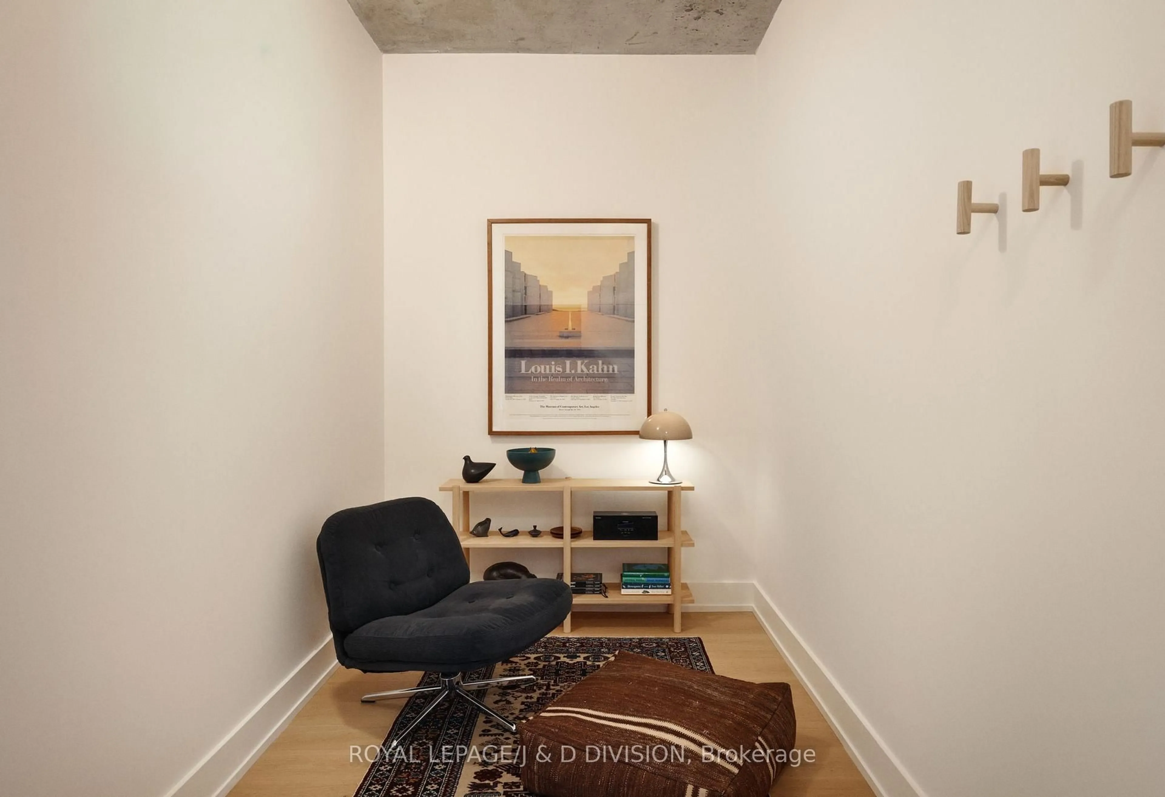 A pic of a room for 1239 Dundas St #405, Toronto Ontario M6J 1X6
