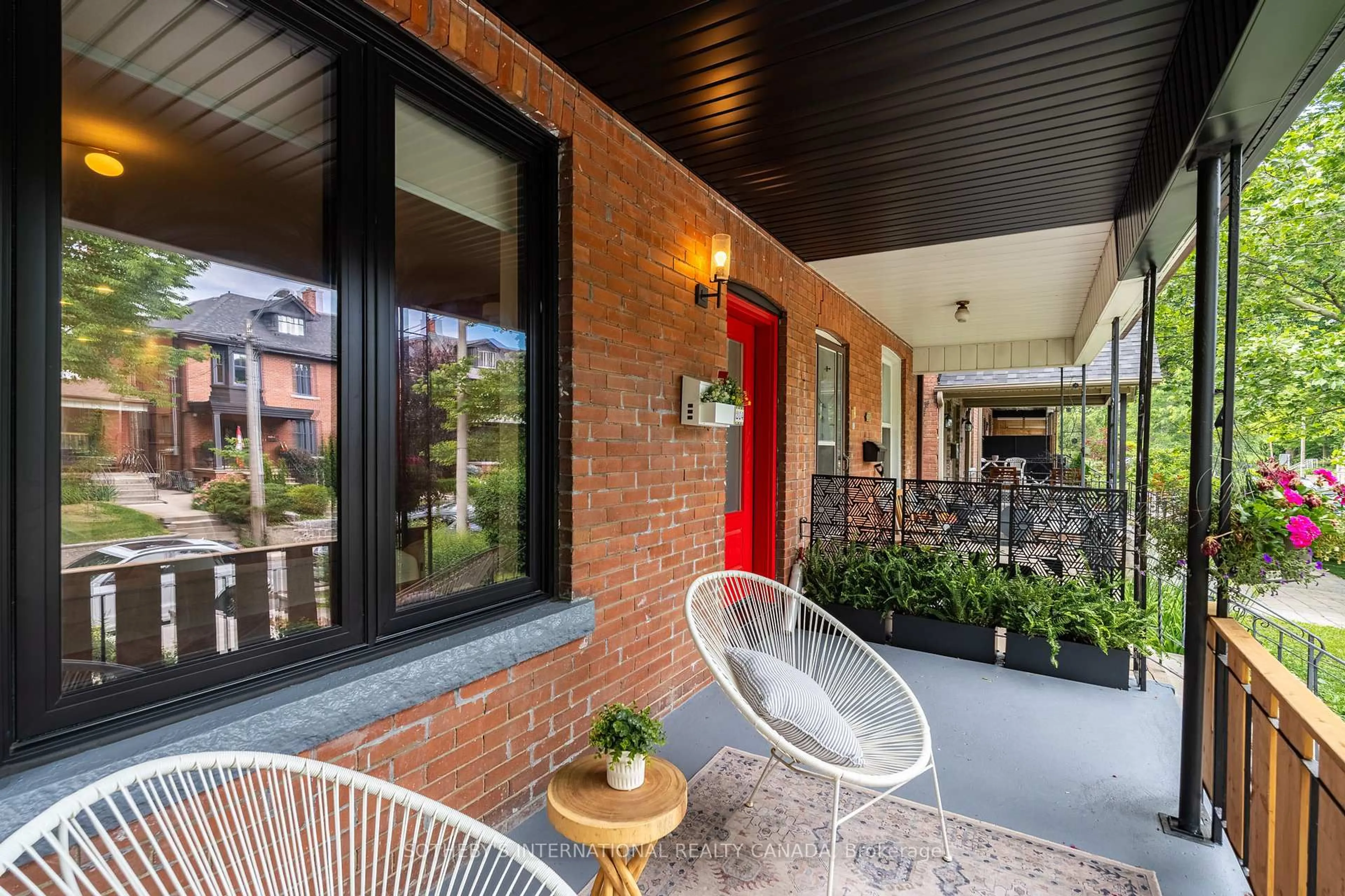 Home with brick exterior material, street for 204 Grace St, Toronto Ontario M6G 3A6