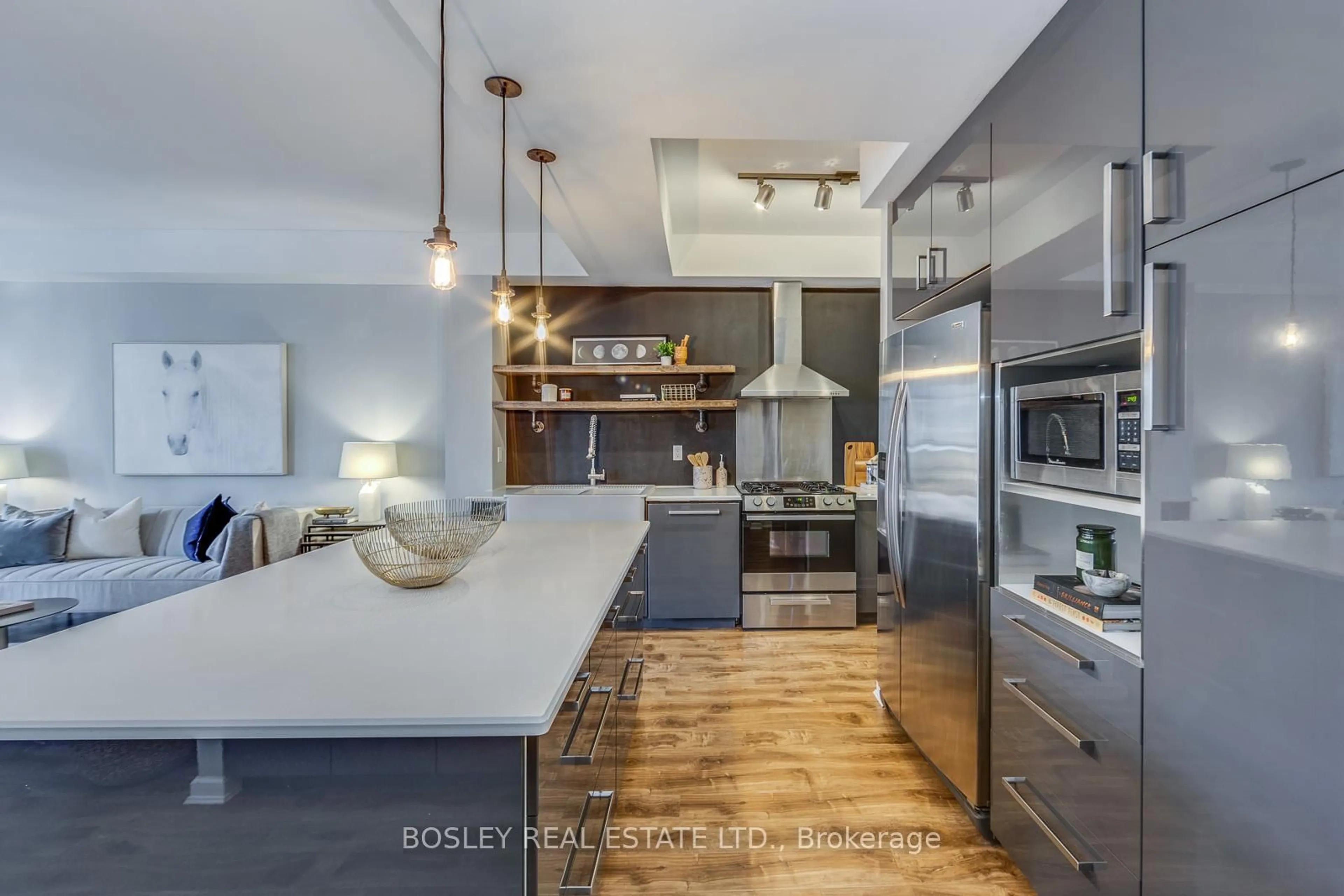 Open concept kitchen, unknown for 500 Richmond St #319, Toronto Ontario M5V 3N4