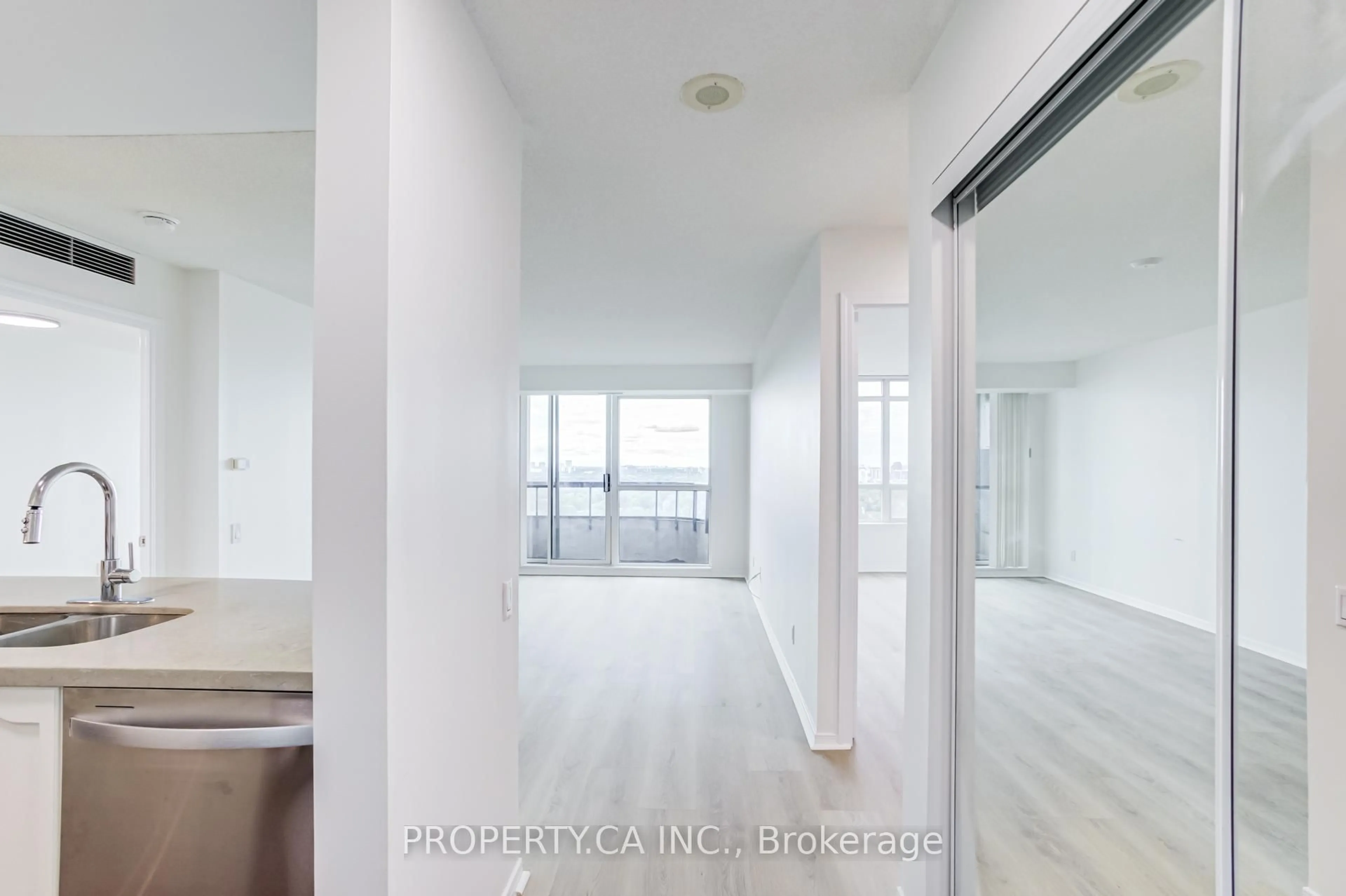 Unknown for 8 Hillcrest Ave #2309, Toronto Ontario M2N 6Y6