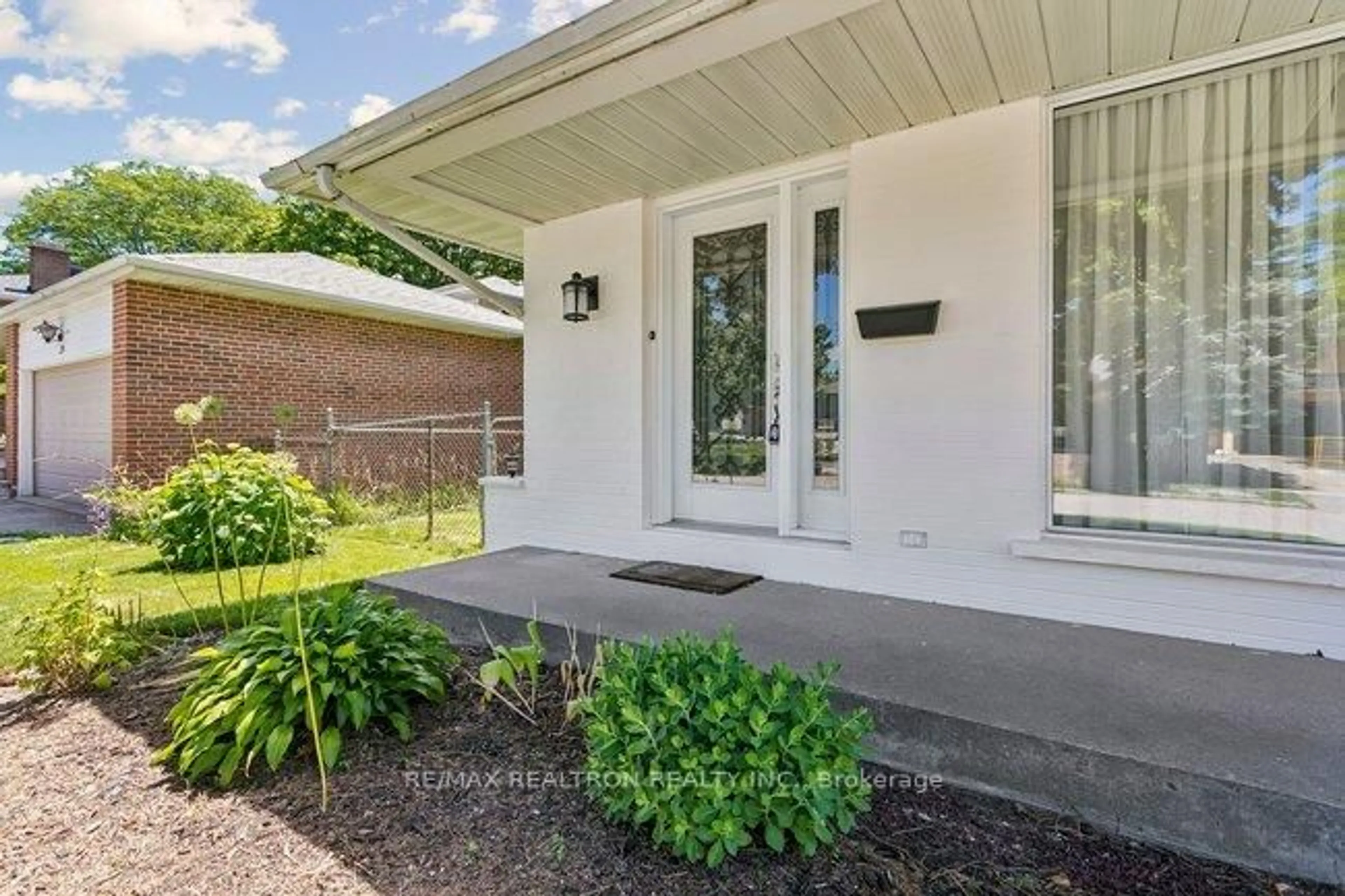 Unknown for 27 Elfindale Cres, Toronto Ontario M2J 1B6
