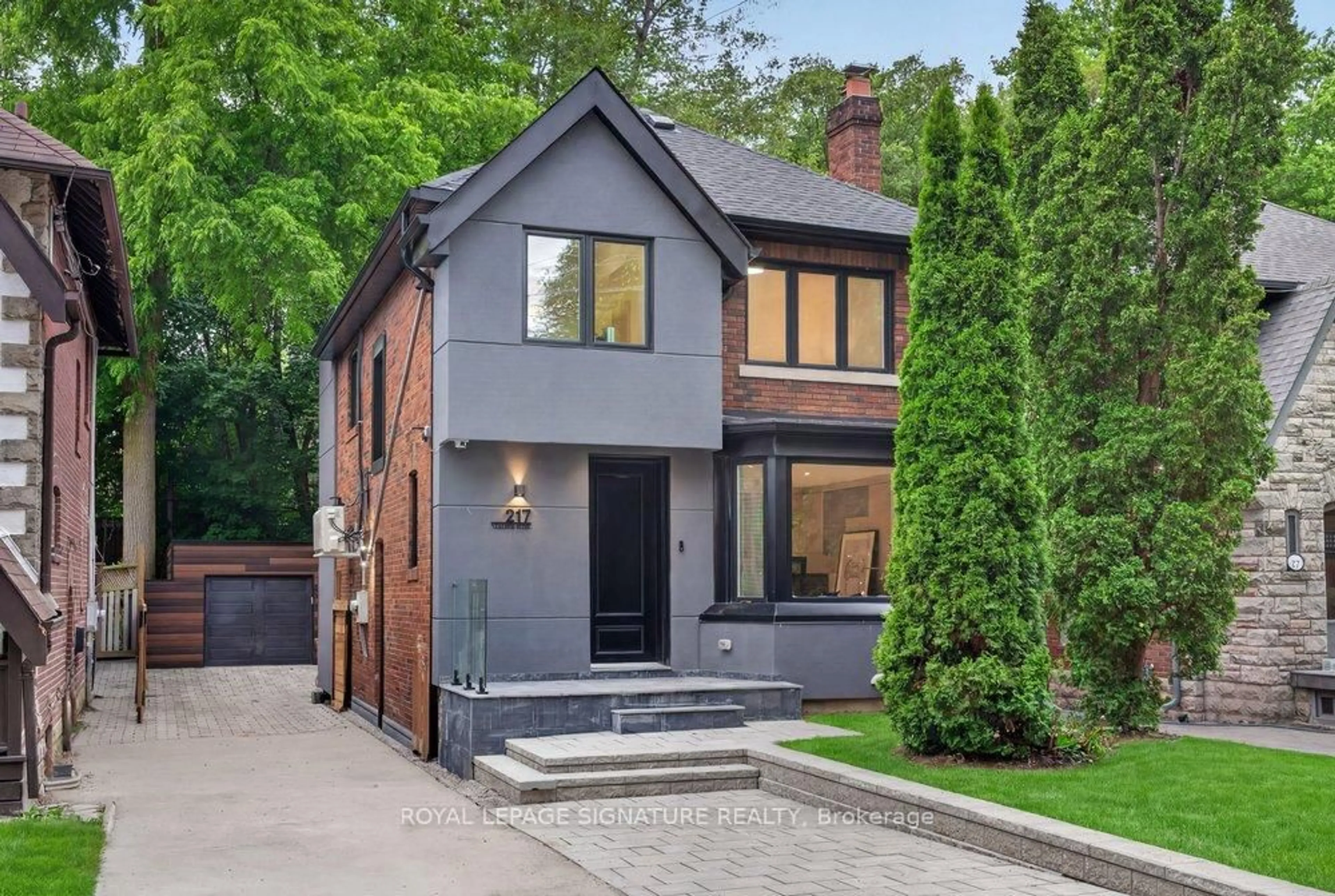 Home with brick exterior material, street for 217 Chaplin Cres, Toronto Ontario M5P 1B1