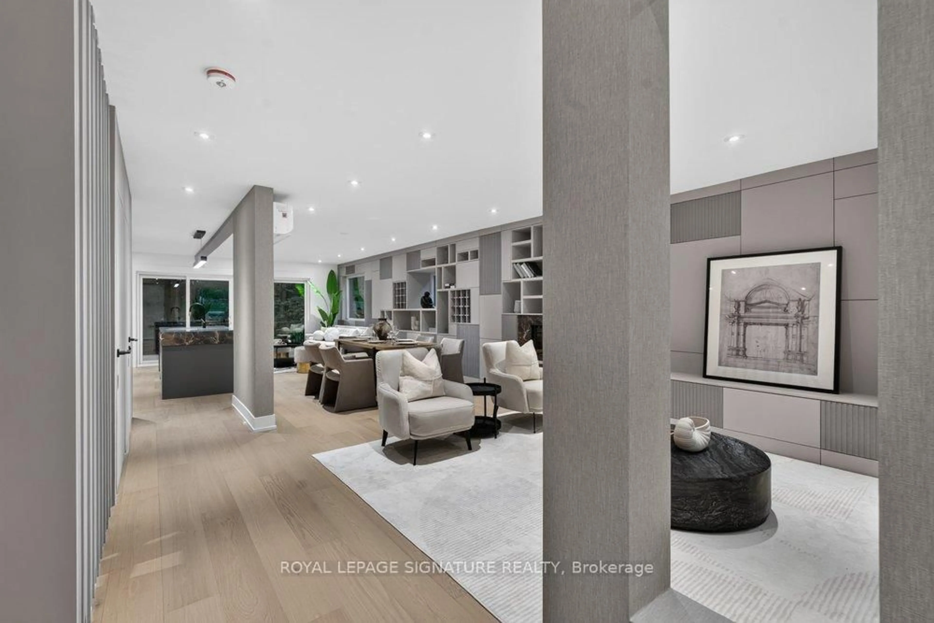 Unknown for 217 Chaplin Cres, Toronto Ontario M5P 1B1