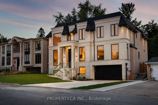 10 Grangemill Cres, Toronto 2