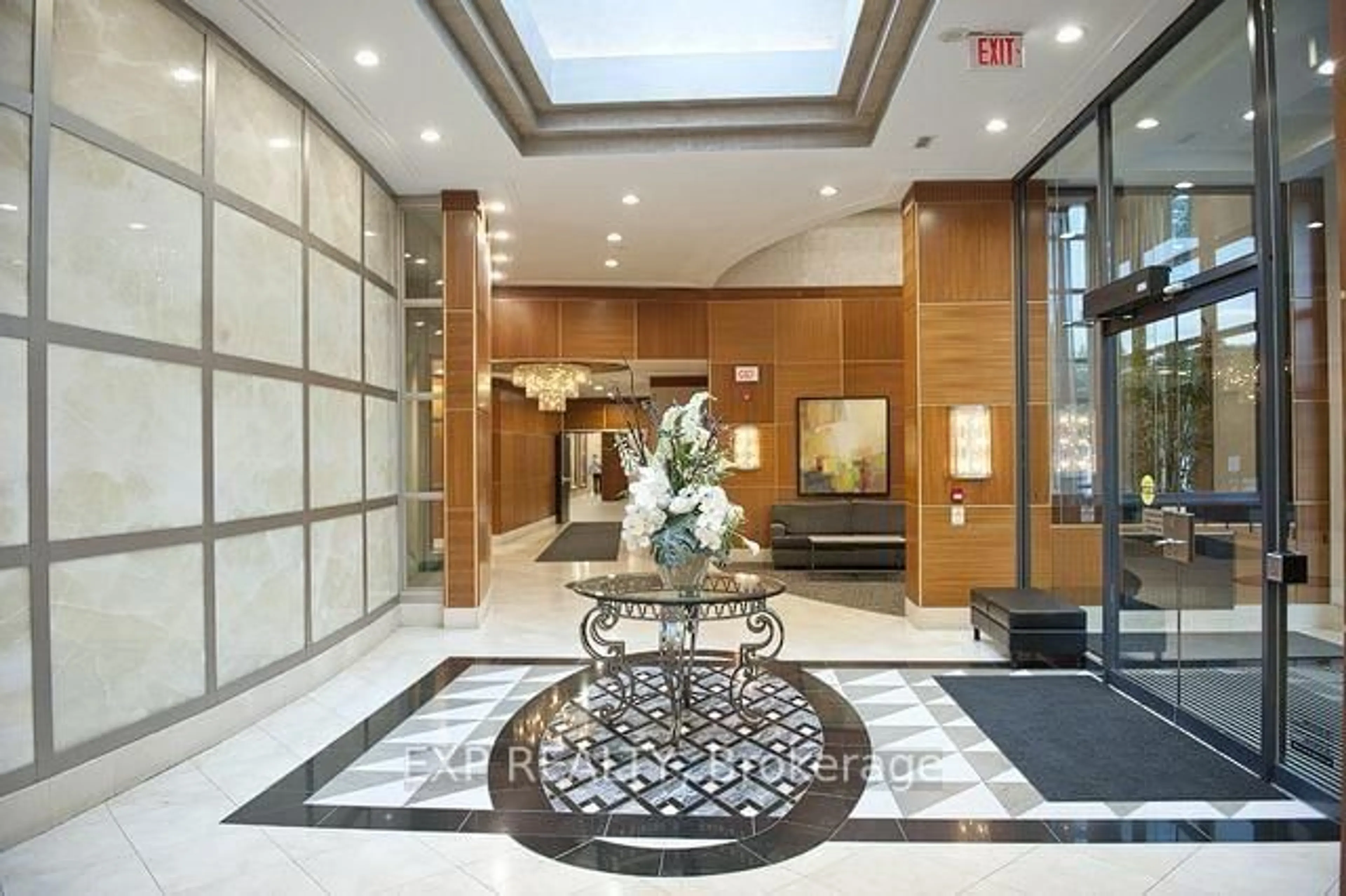 Lobby for 153 Beecroft Rd #706, Toronto Ontario M2N 7C5