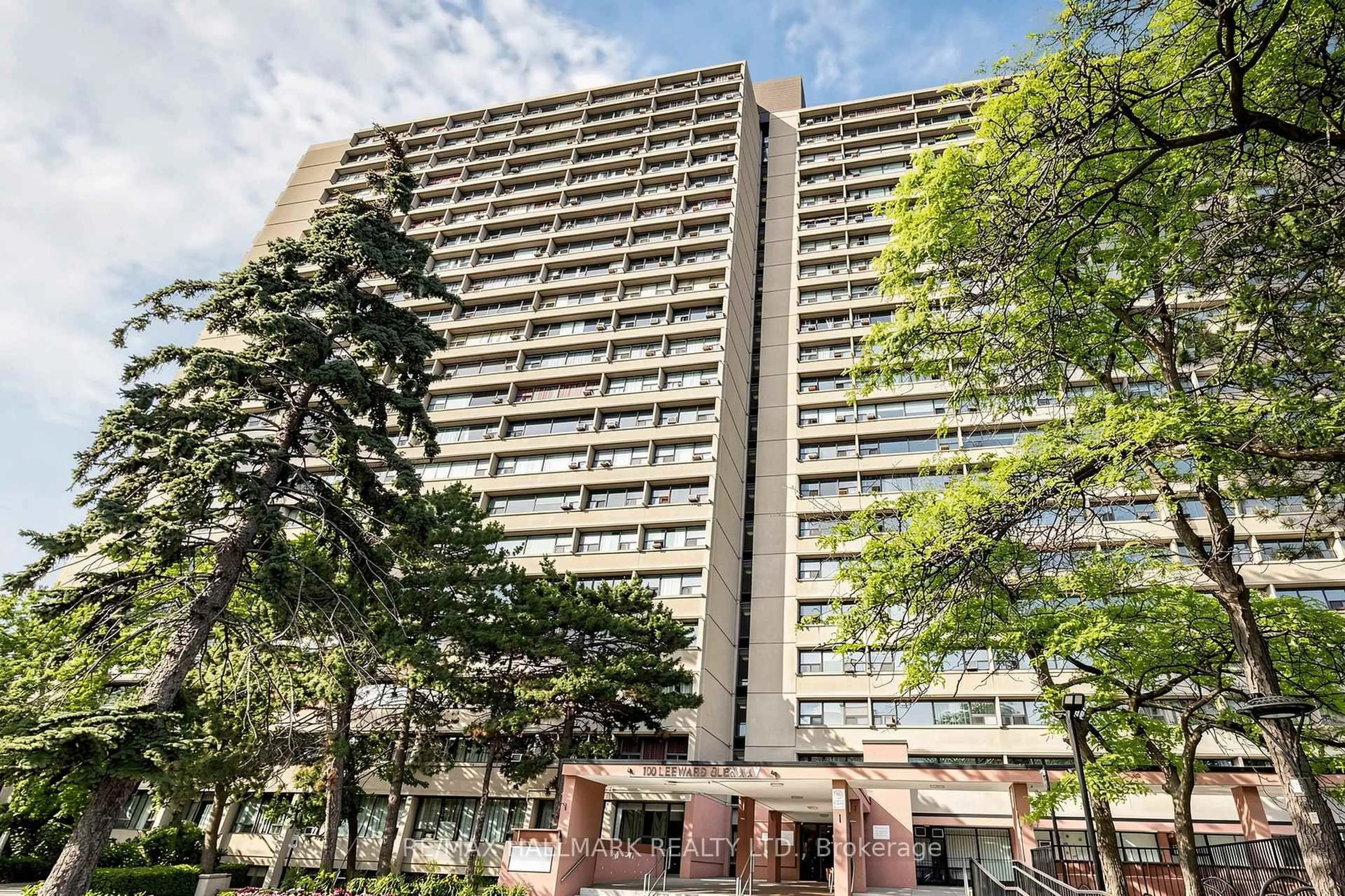 Unknown for 100 Leeward Glwy #701, Toronto Ontario M3C 2Z1