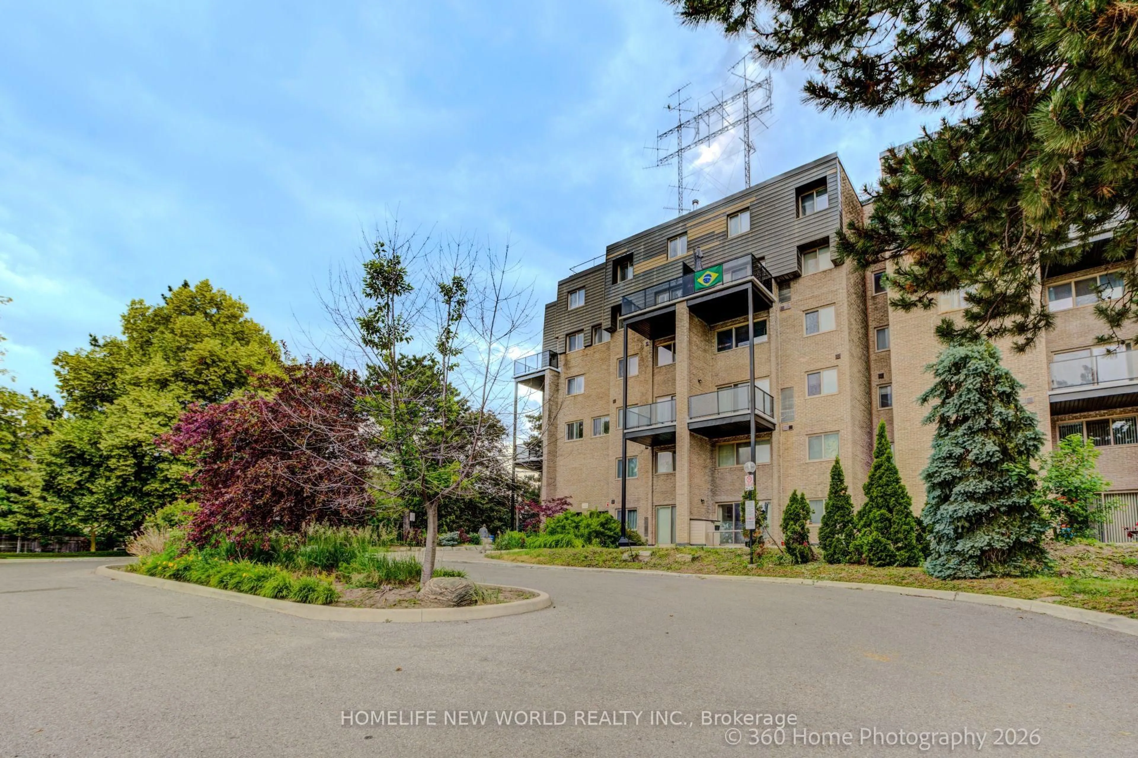 Patio, unknown for 4001 Don Mills Rd #126, Toronto Ontario M2H 3J8