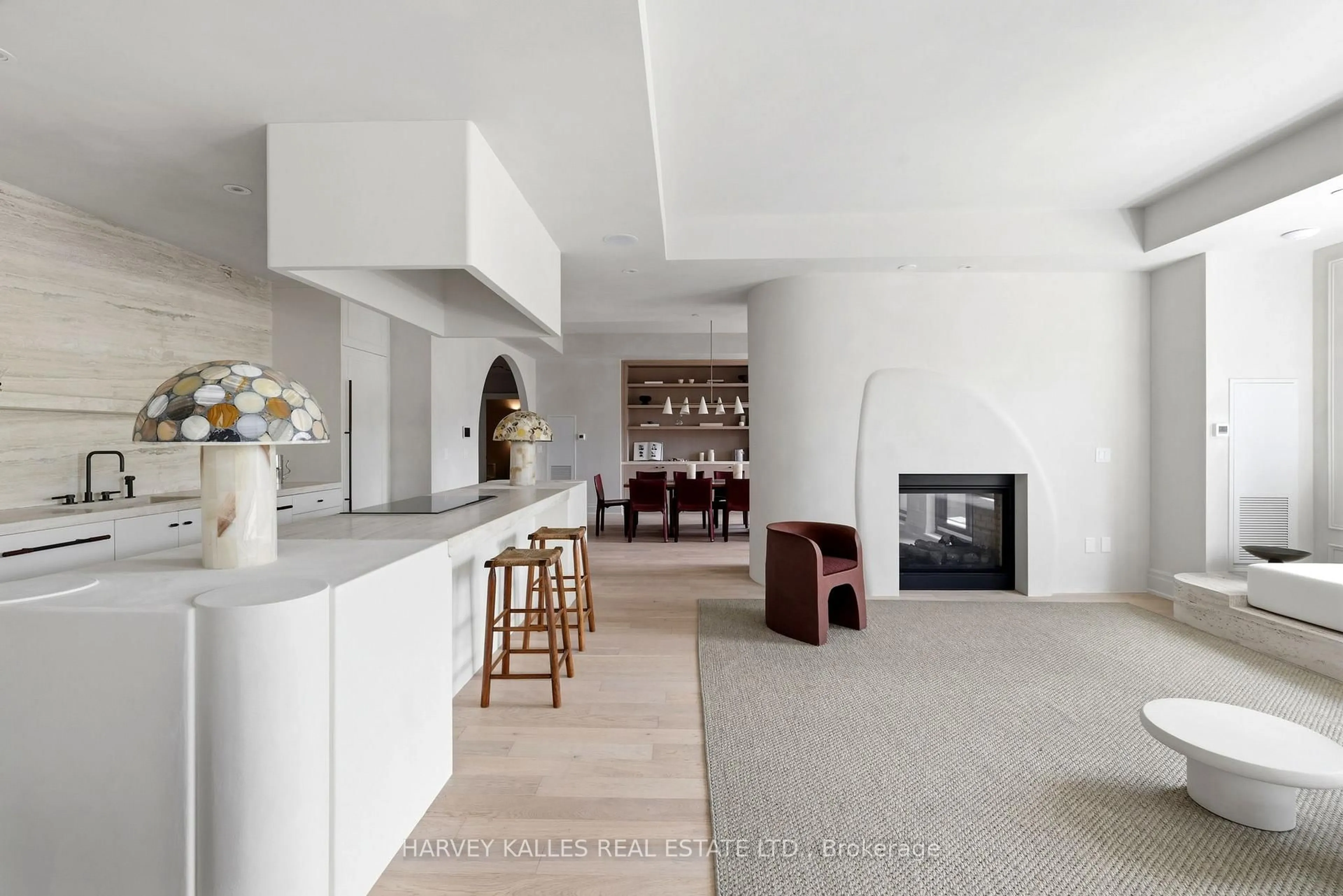 Open concept kitchen, ceramic/tile floor for 1 Forest Hill Rd #304, Toronto Ontario M4V 1R1