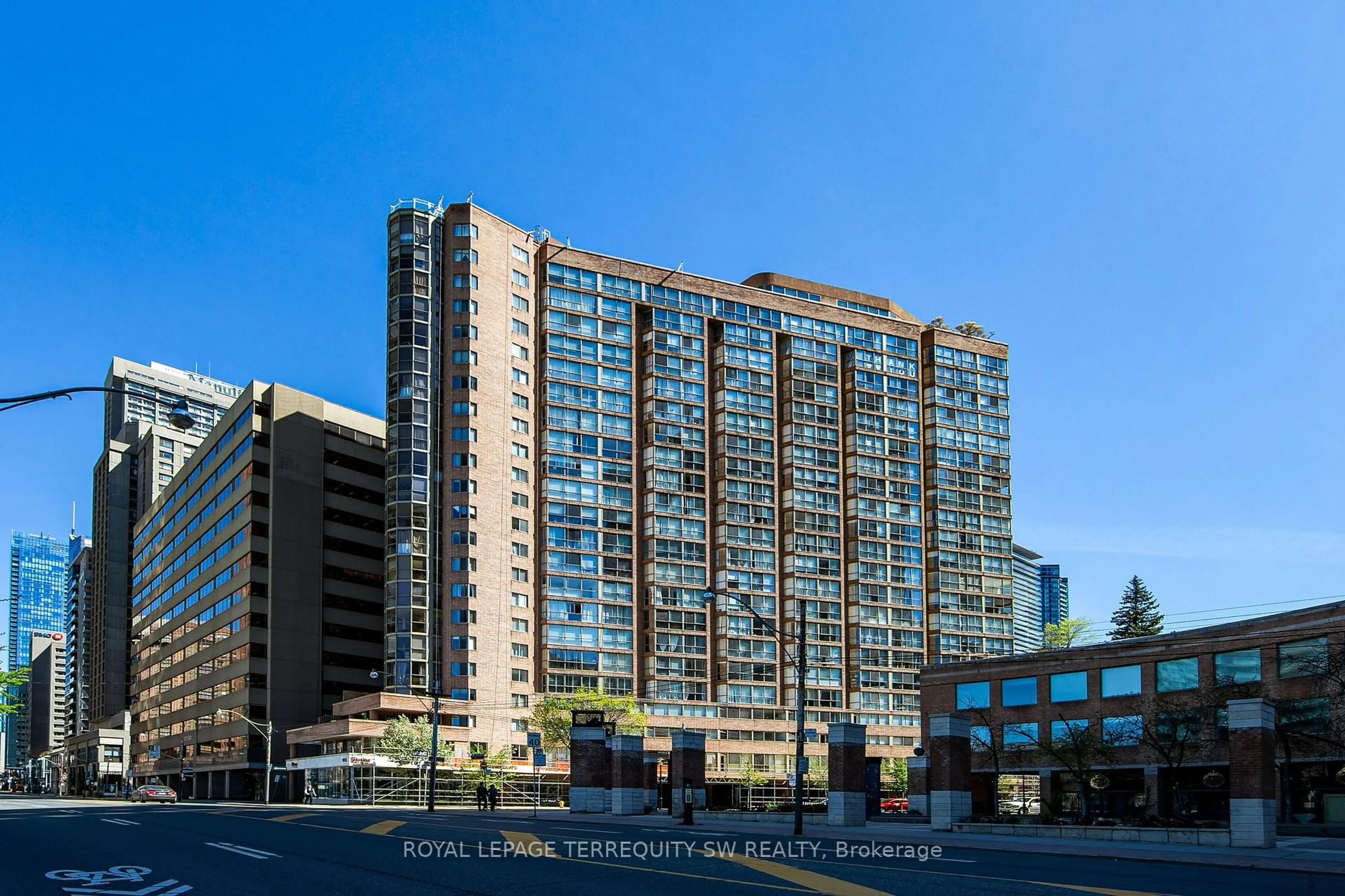 Unknown for 1055 Bay St #407, Toronto Ontario M5S 3A3