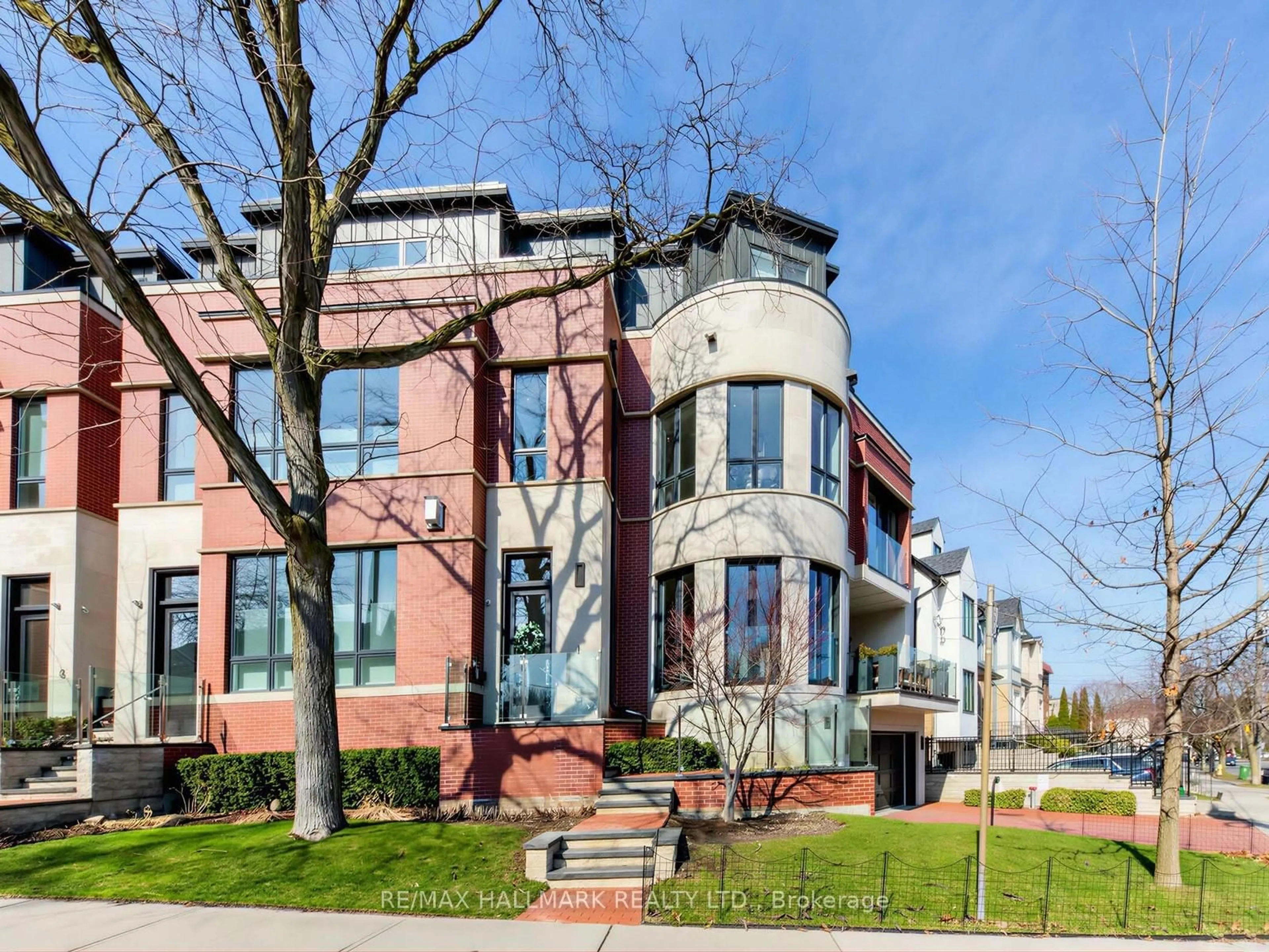 Home with brick exterior material, street for 1 Thurloe Ave, Toronto Ontario M4S 0B4