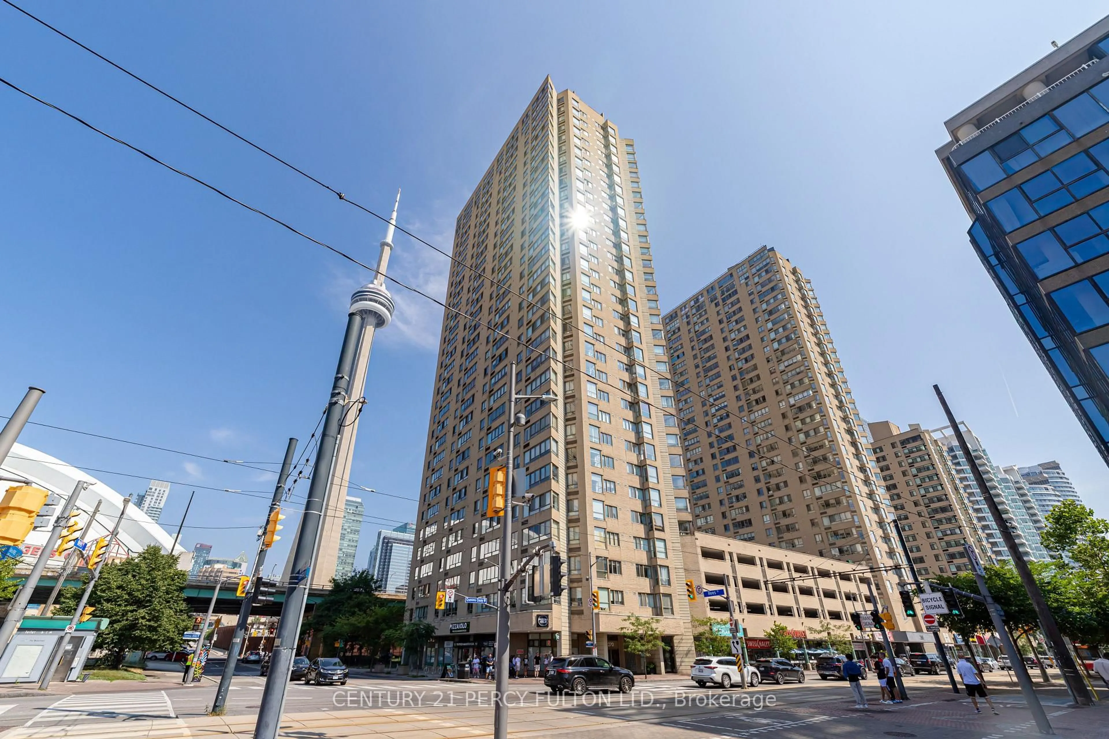 Patio, unknown for 270 Queens Quay #2606, Toronto Ontario M5J 2N4
