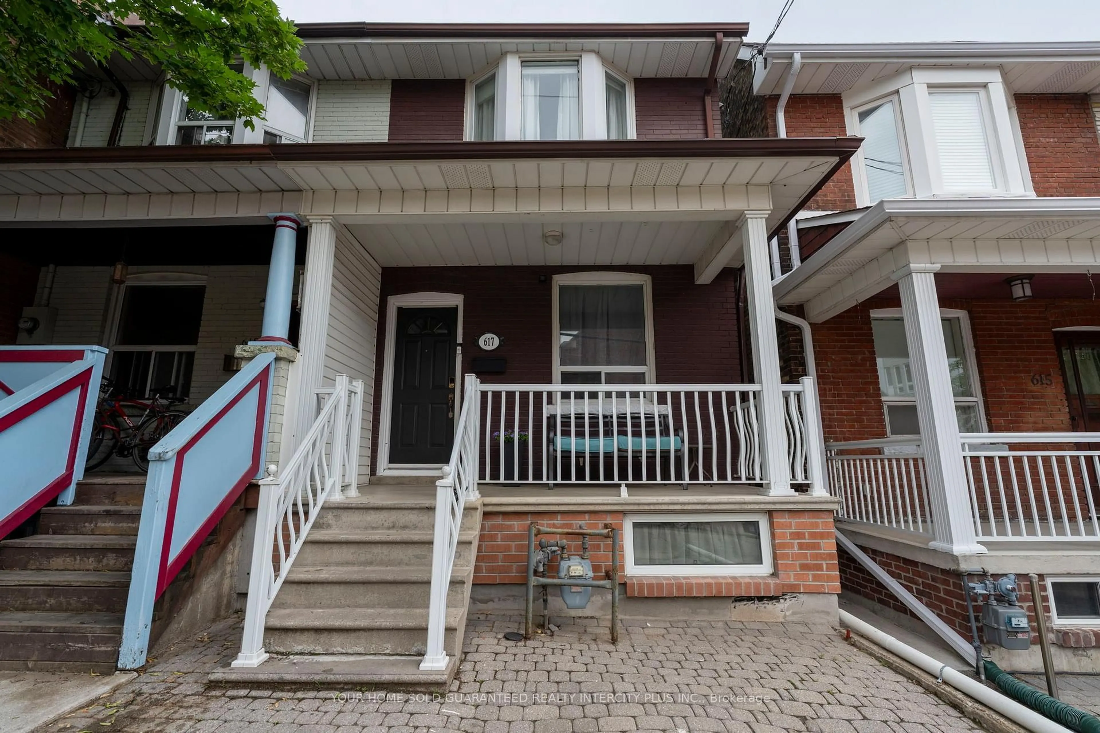 Home with brick exterior material, street for 617 Delaware Ave, Toronto Ontario M6H 2V3