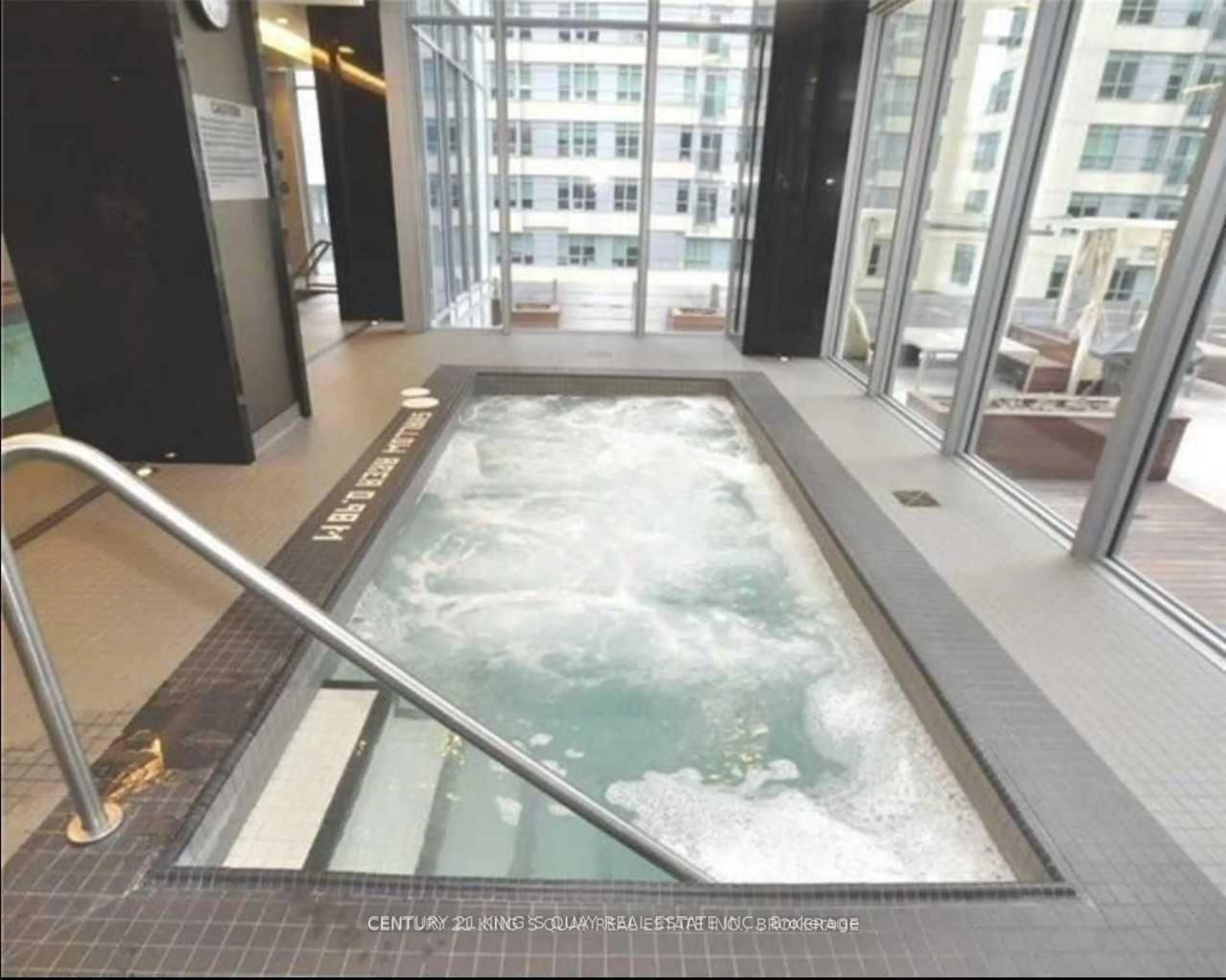 Pool for 89 Dunfield Ave #1106, Toronto Ontario M4S 0A4