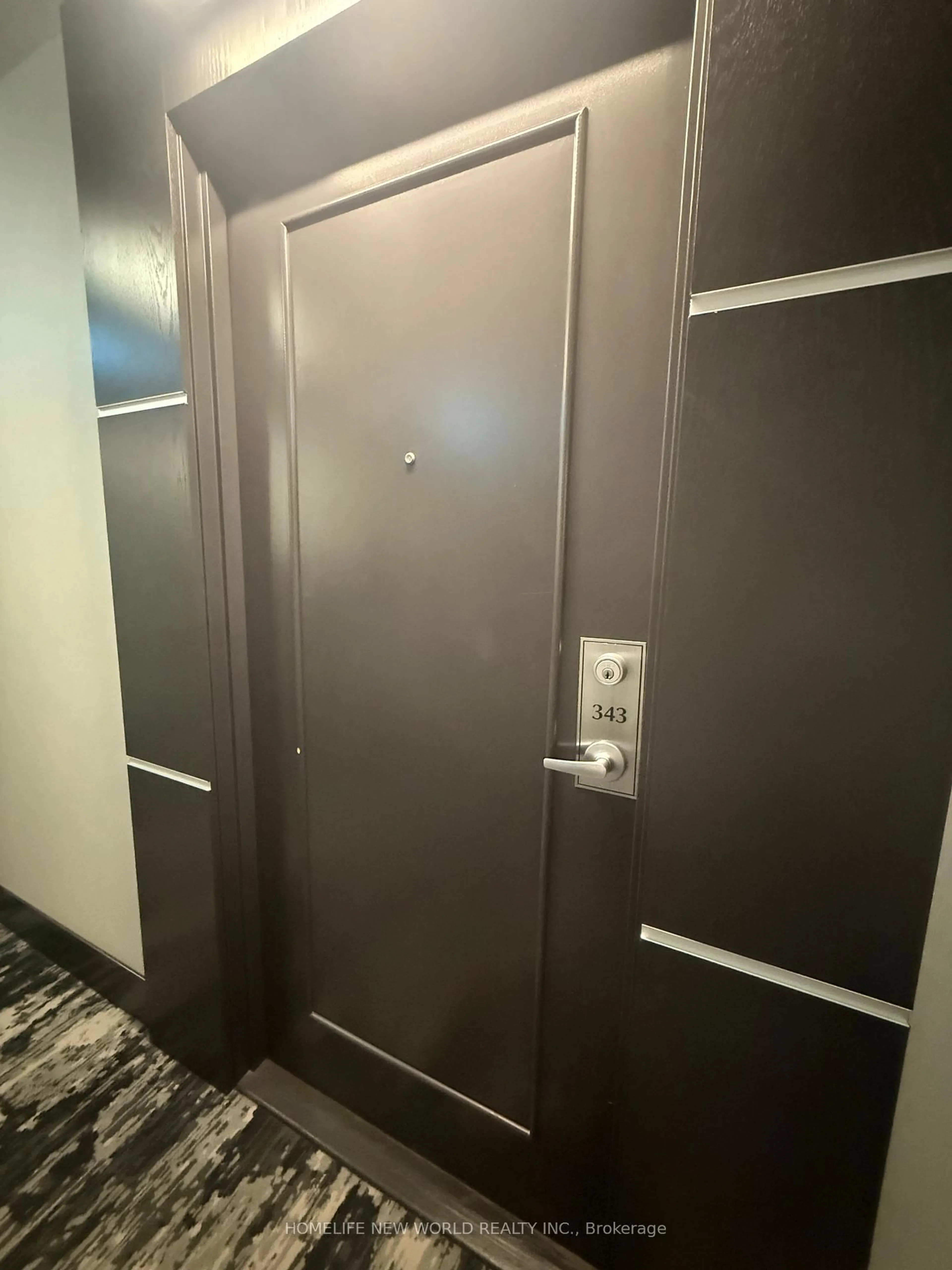 Indoor foyer for 525 Wilson Ave #343, Toronto Ontario M3H 0A7
