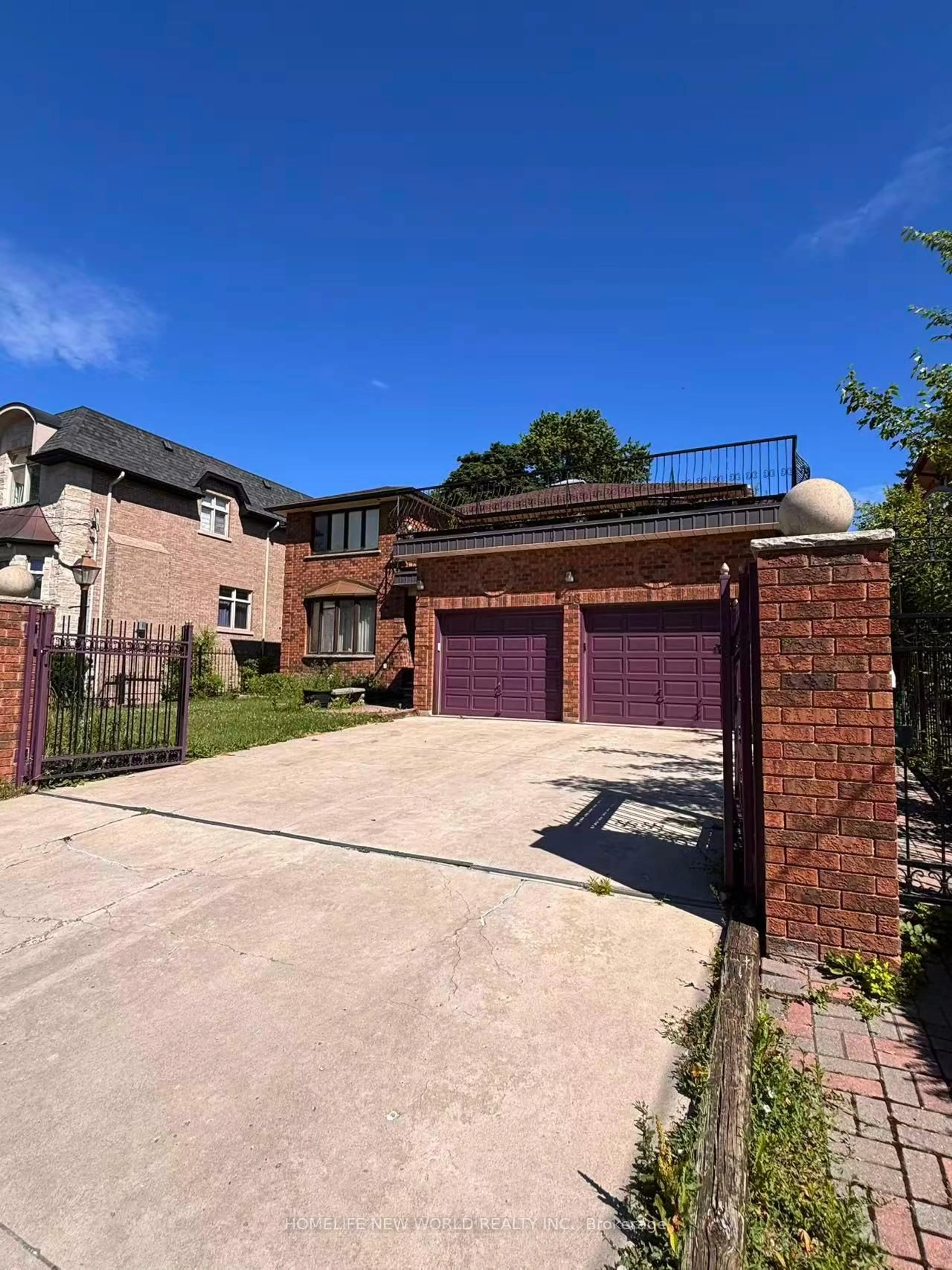 Home with brick exterior material, street for 218 Hollywood Ave, Toronto Ontario M2N 3K6