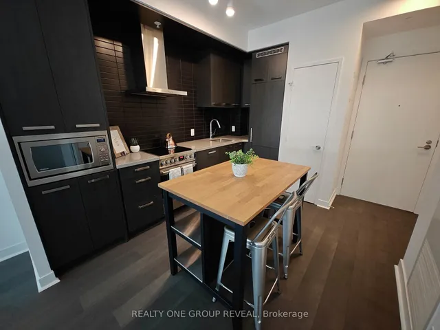 455 Front St #213S, Toronto 3