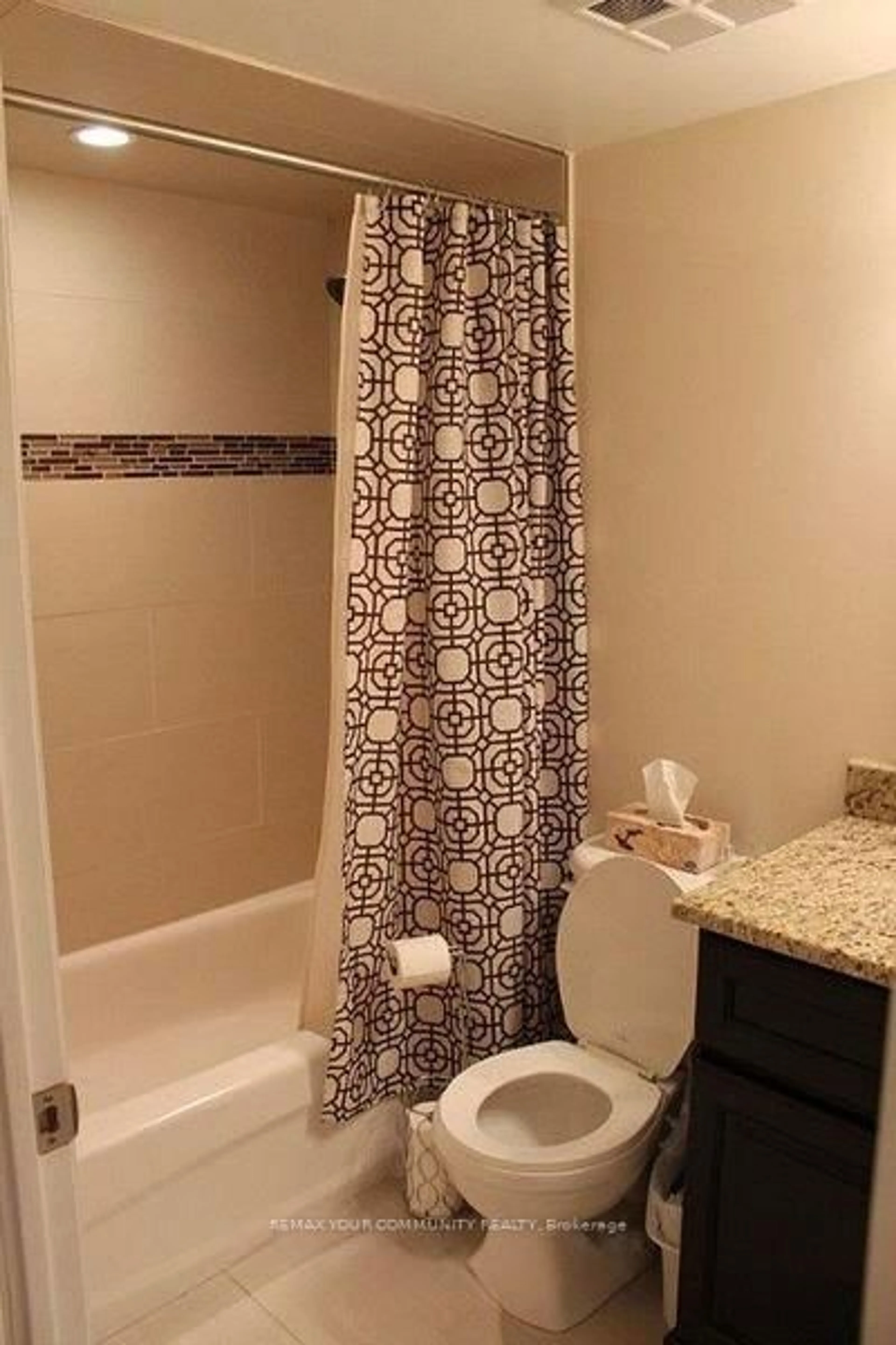 Standard bathroom, unknown for 3 Everson Dr #515, Toronto Ontario M2N 7C2
