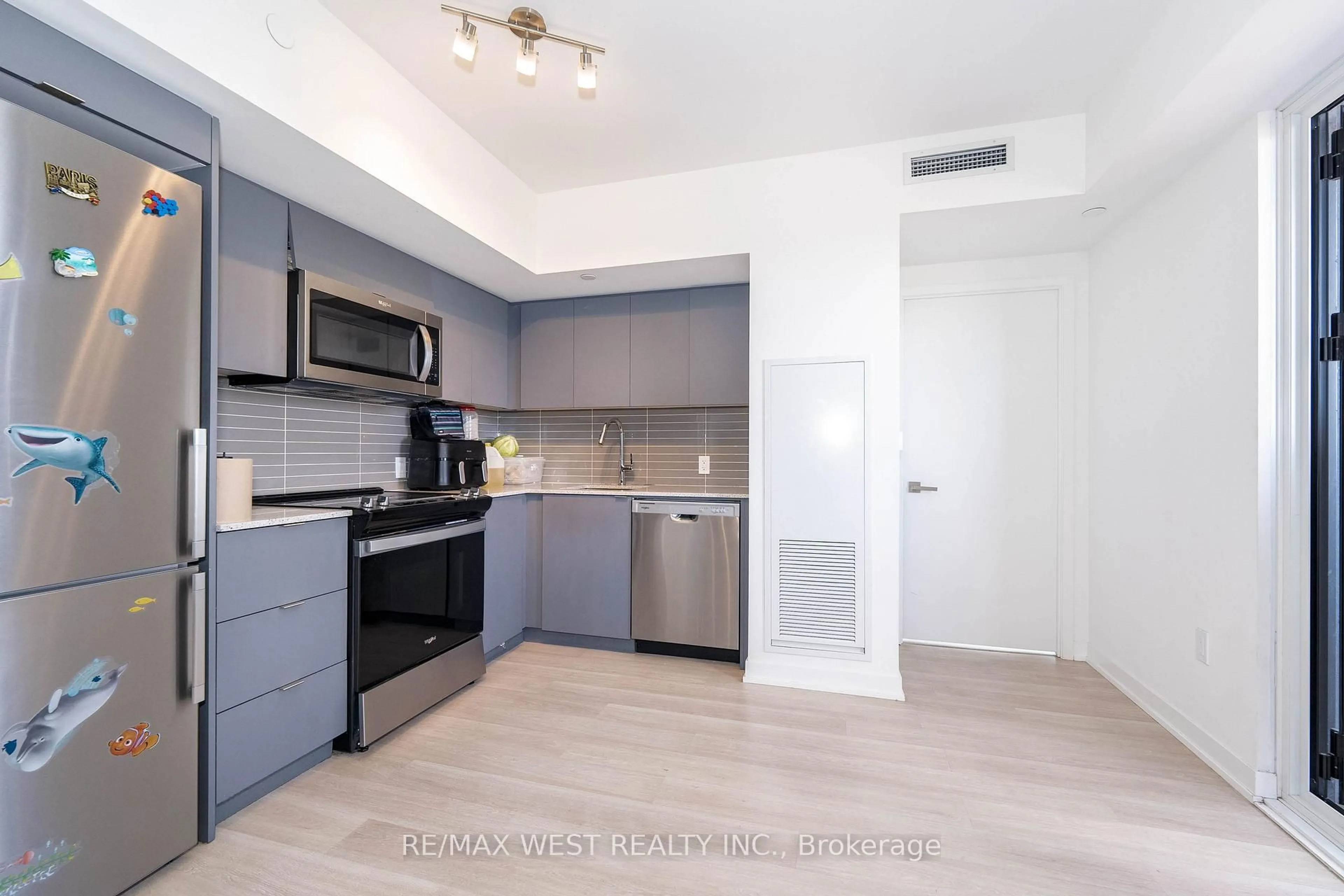 Unknown for 500 Wilson Ave #721, Toronto Ontario M3H 5Y9