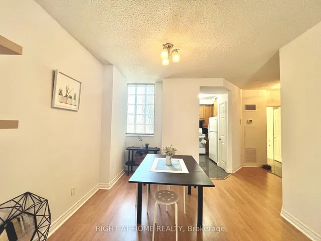 55 Bloor St #1702, Toronto 4