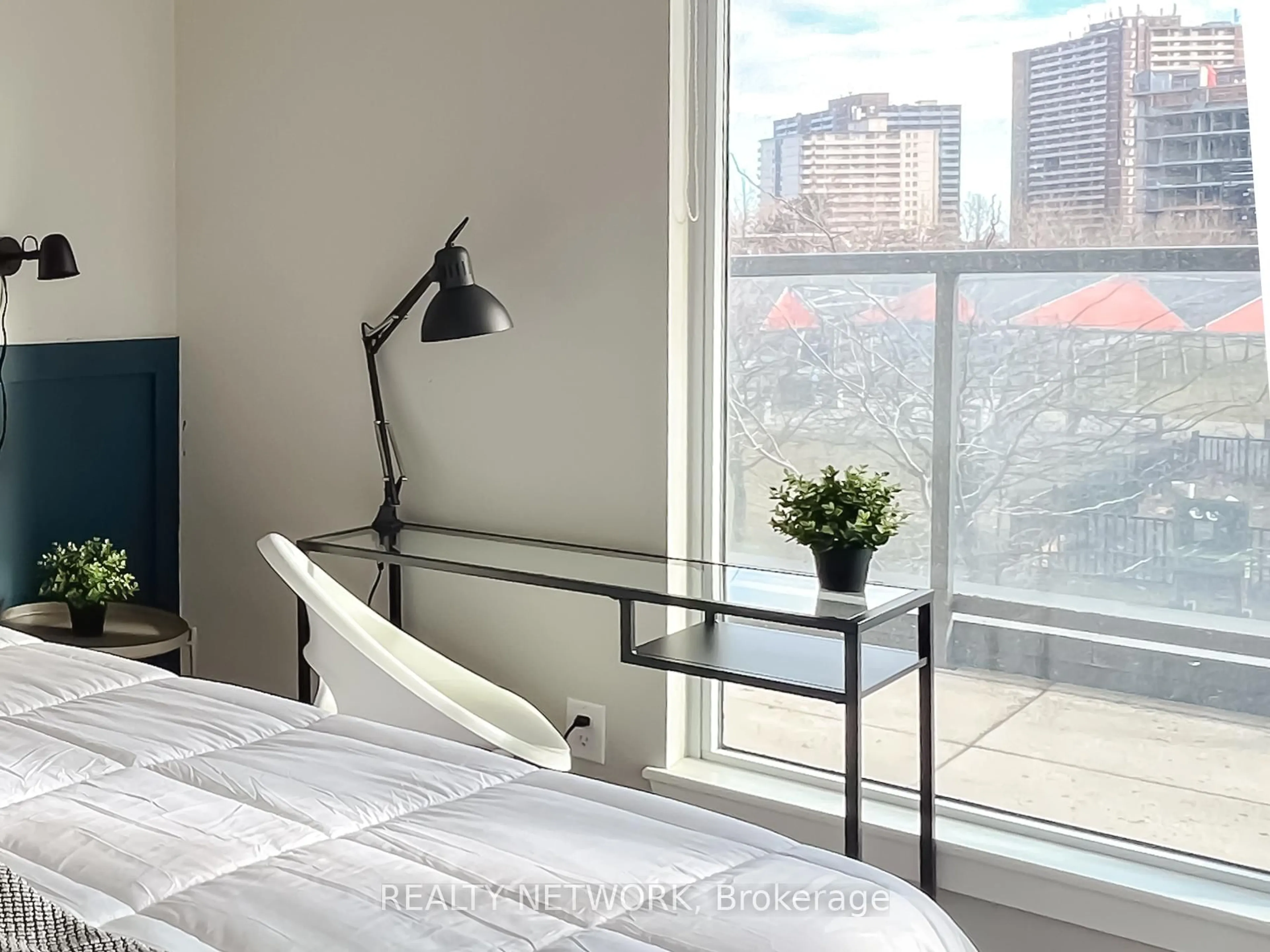 Unknown for 260 Sackville St #210, Toronto Ontario M5A 0B3