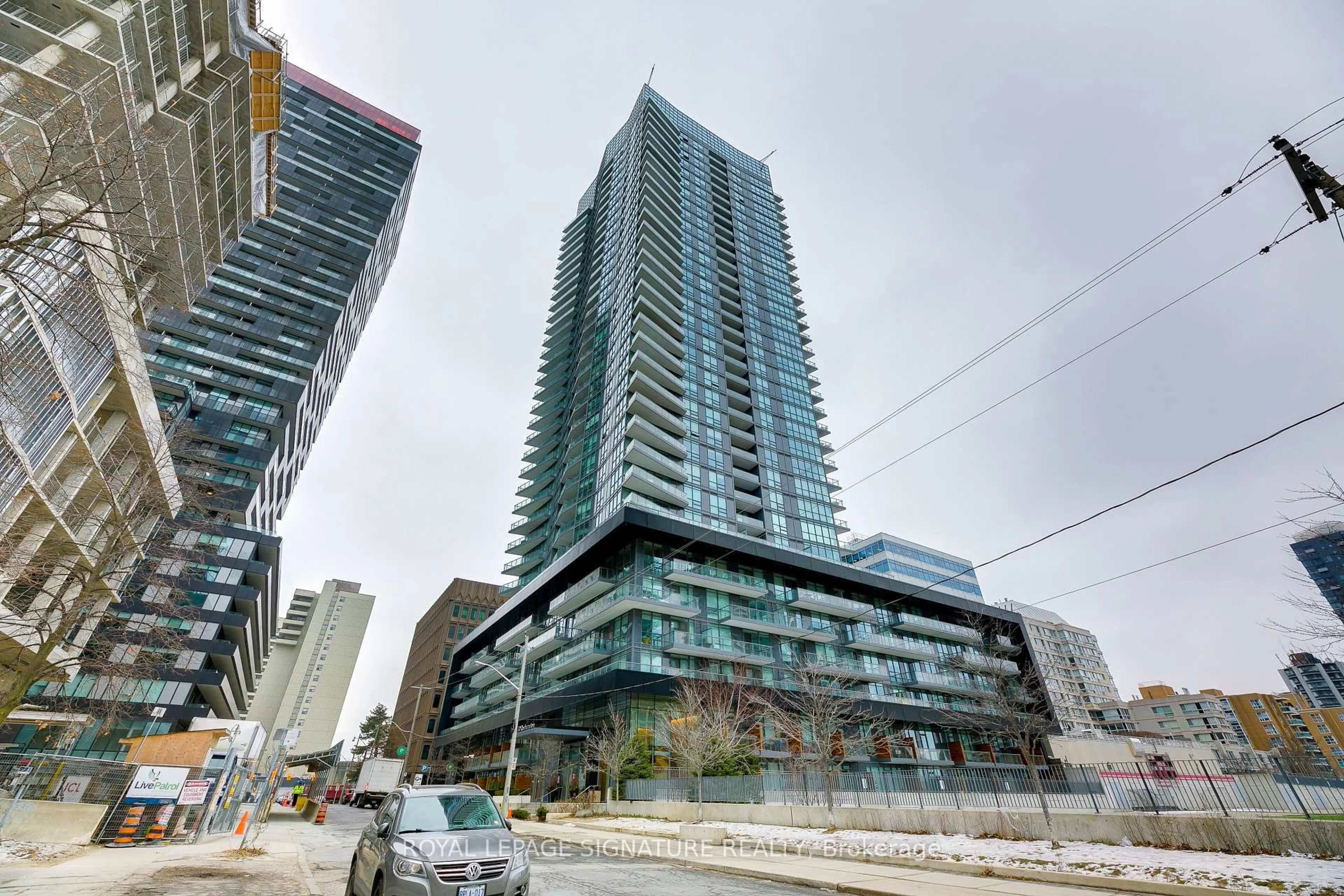 Unknown for 30 Roehampton Ave #806, Toronto Ontario M4P 0B9