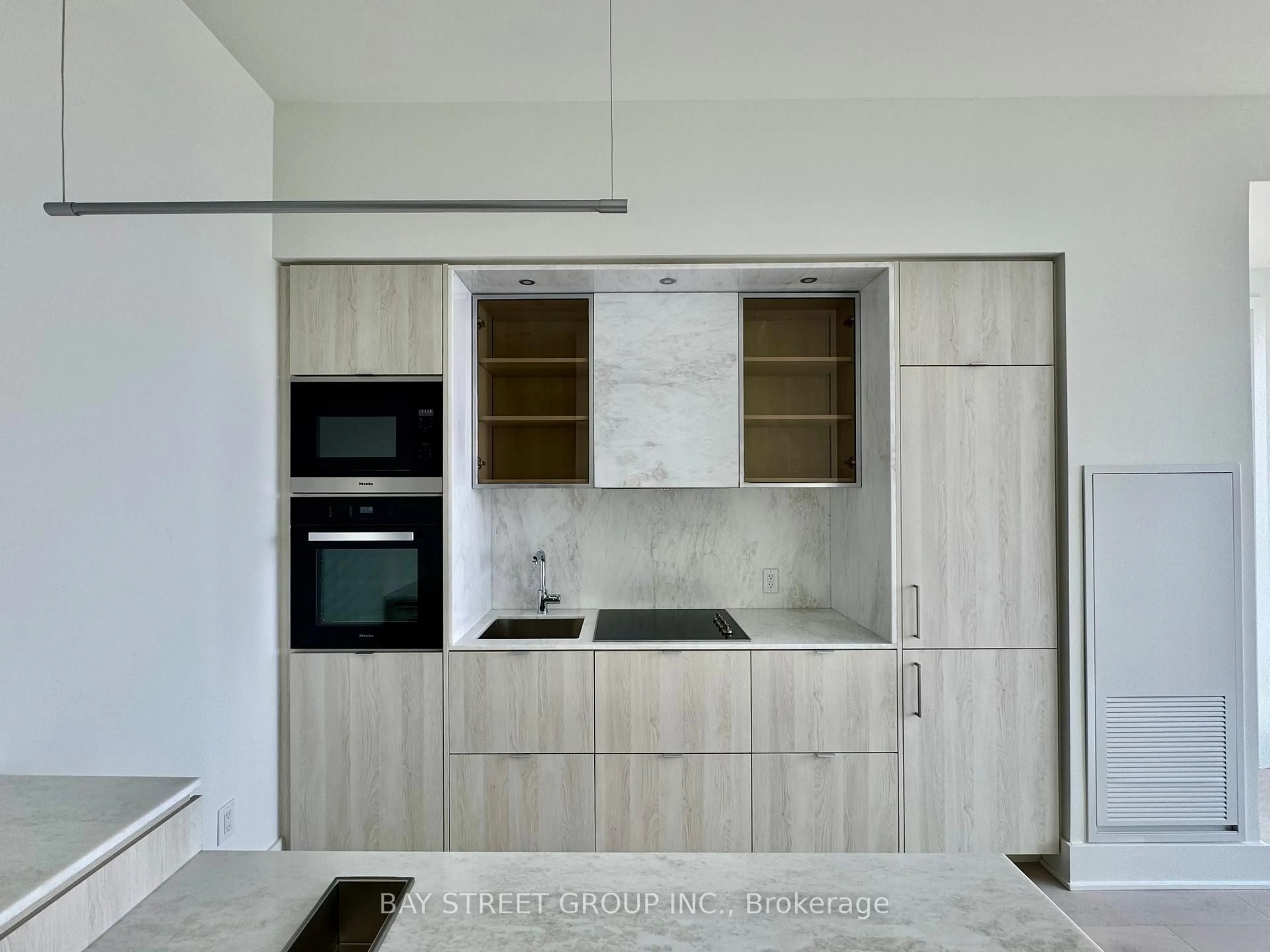 Contemporary kitchen, unknown for 11 Yorkville Ave #6006, Toronto Ontario M4W 0B7