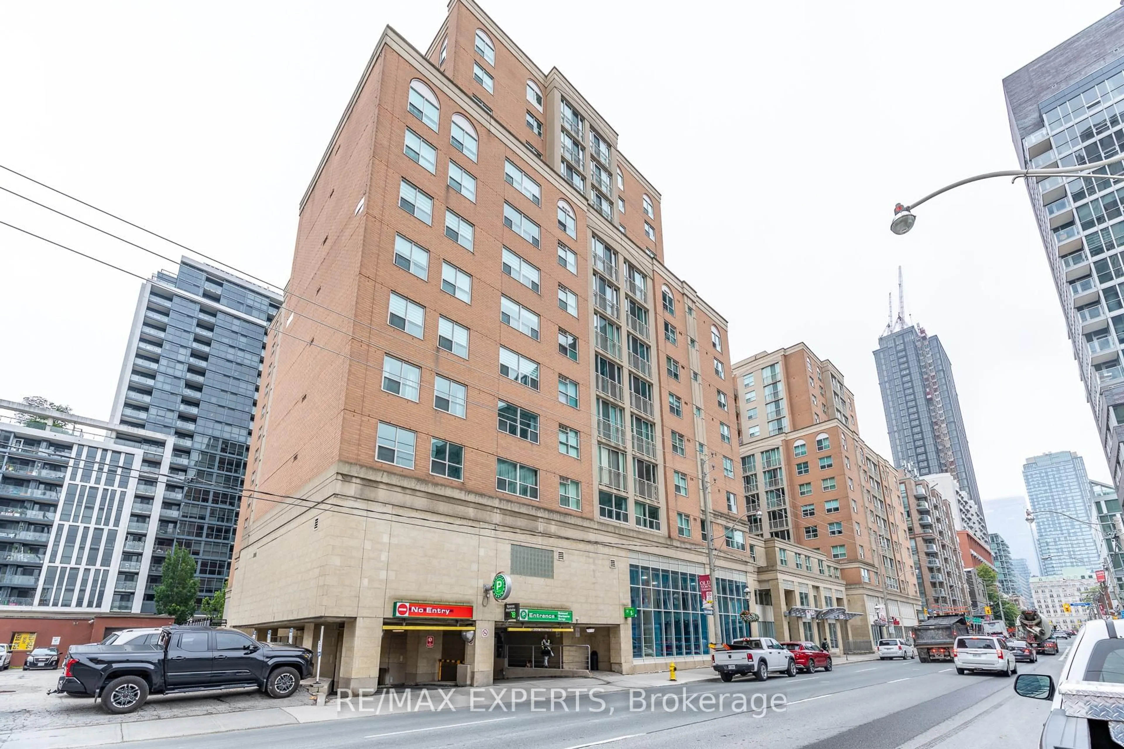 Unknown for 323 Richmond St #1414, Toronto Ontario M5A 4R3