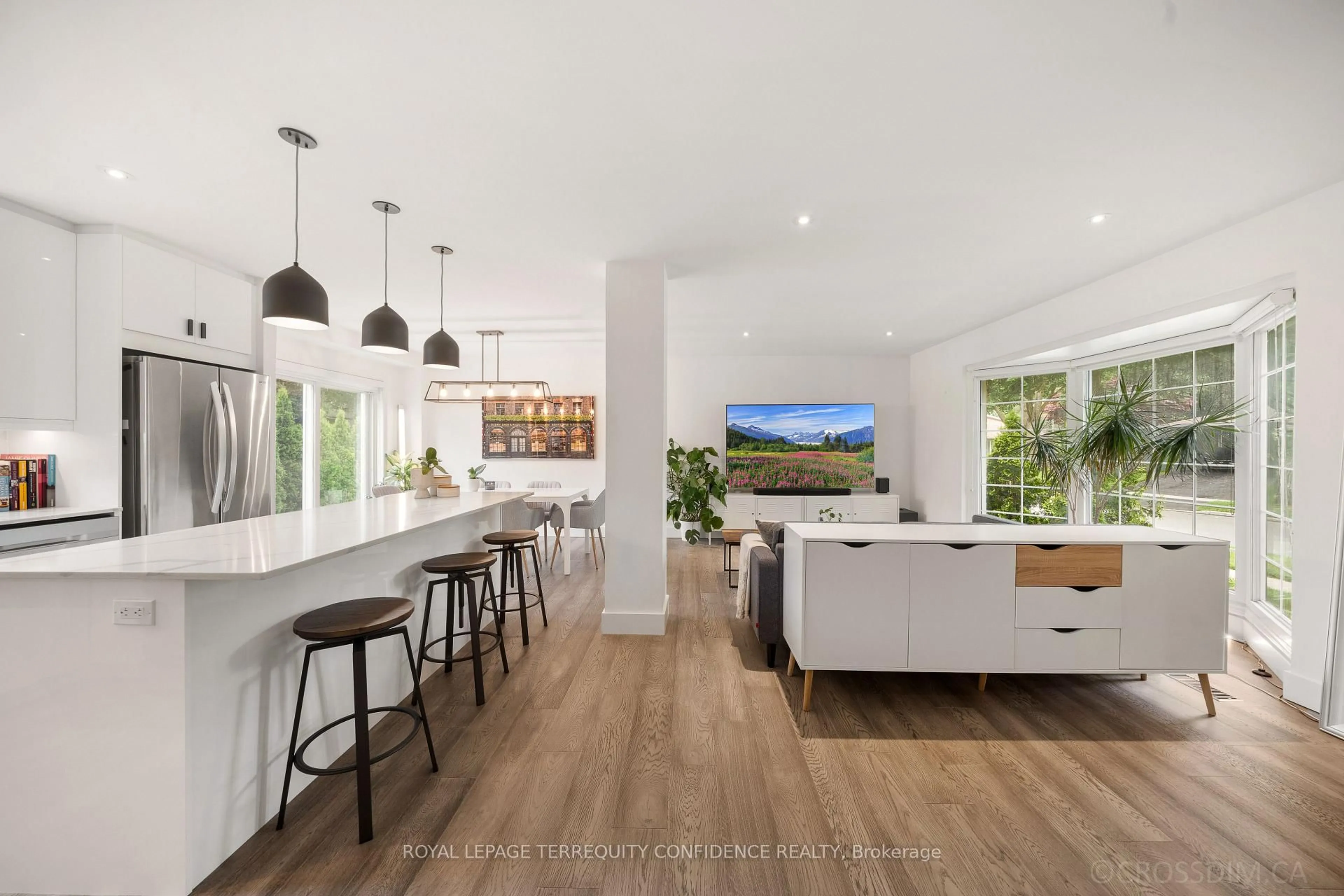 Open concept kitchen, unknown for 58 Shippigan Cres, Toronto Ontario M2J 2G2