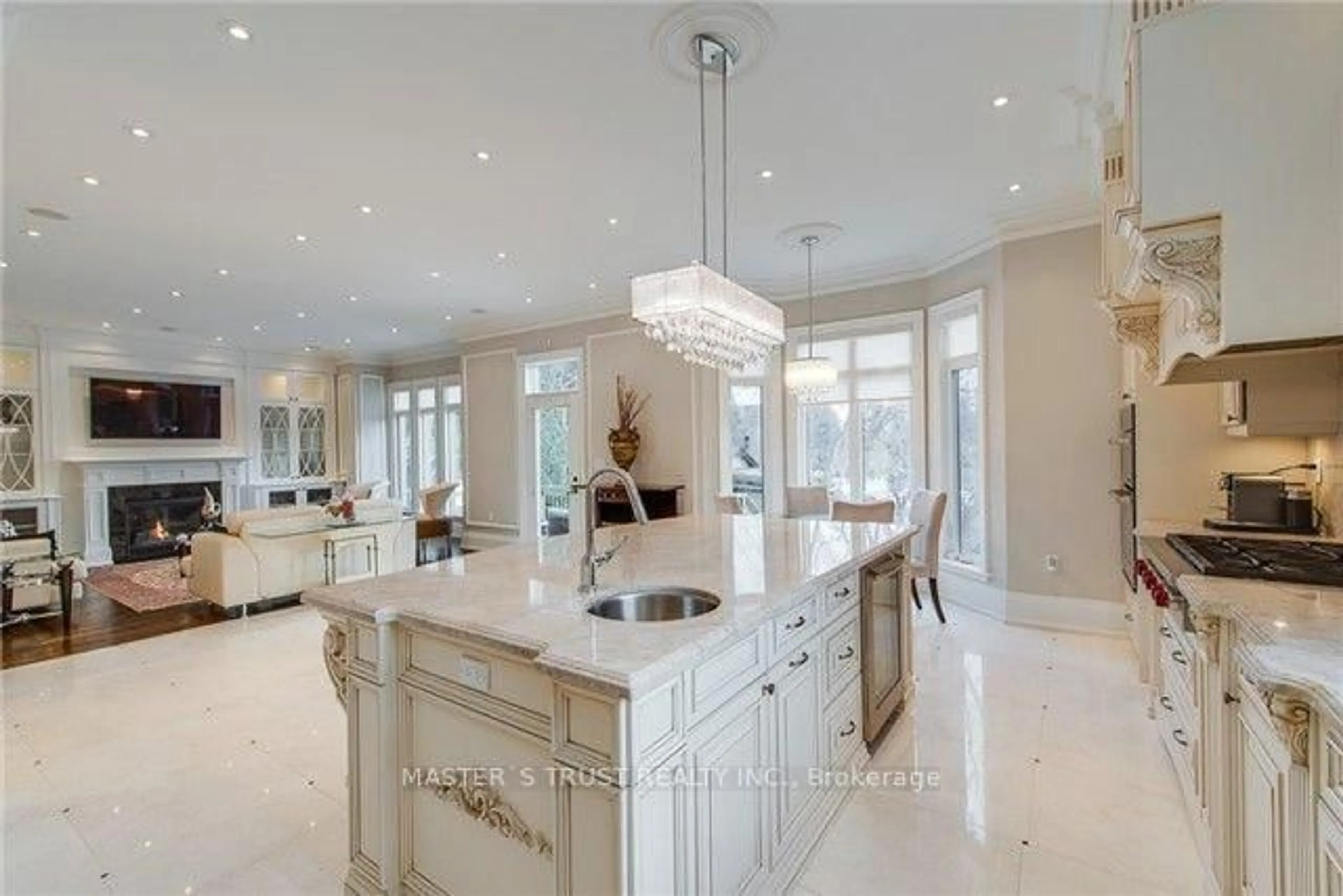 Open concept kitchen, ceramic/tile floor for 337 Horsham Ave, Toronto Ontario M2R 1G9