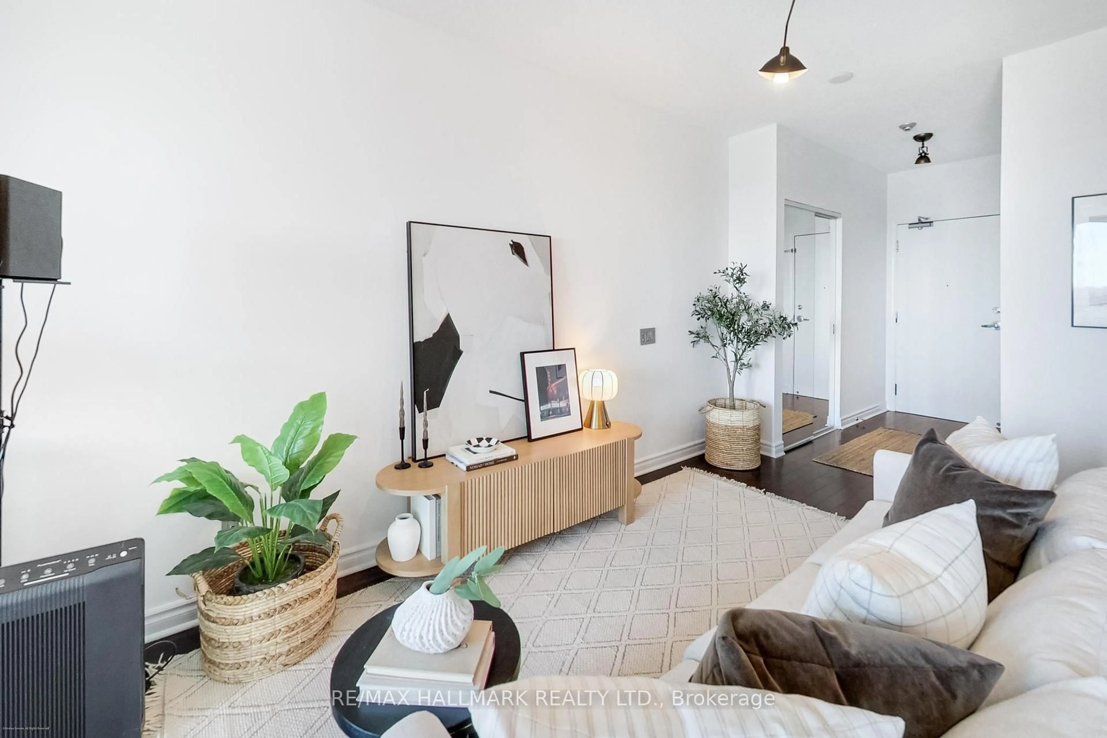 Living room with furniture, unknown for 60 Byng Ave #2001, Toronto Ontario M2N 7K3