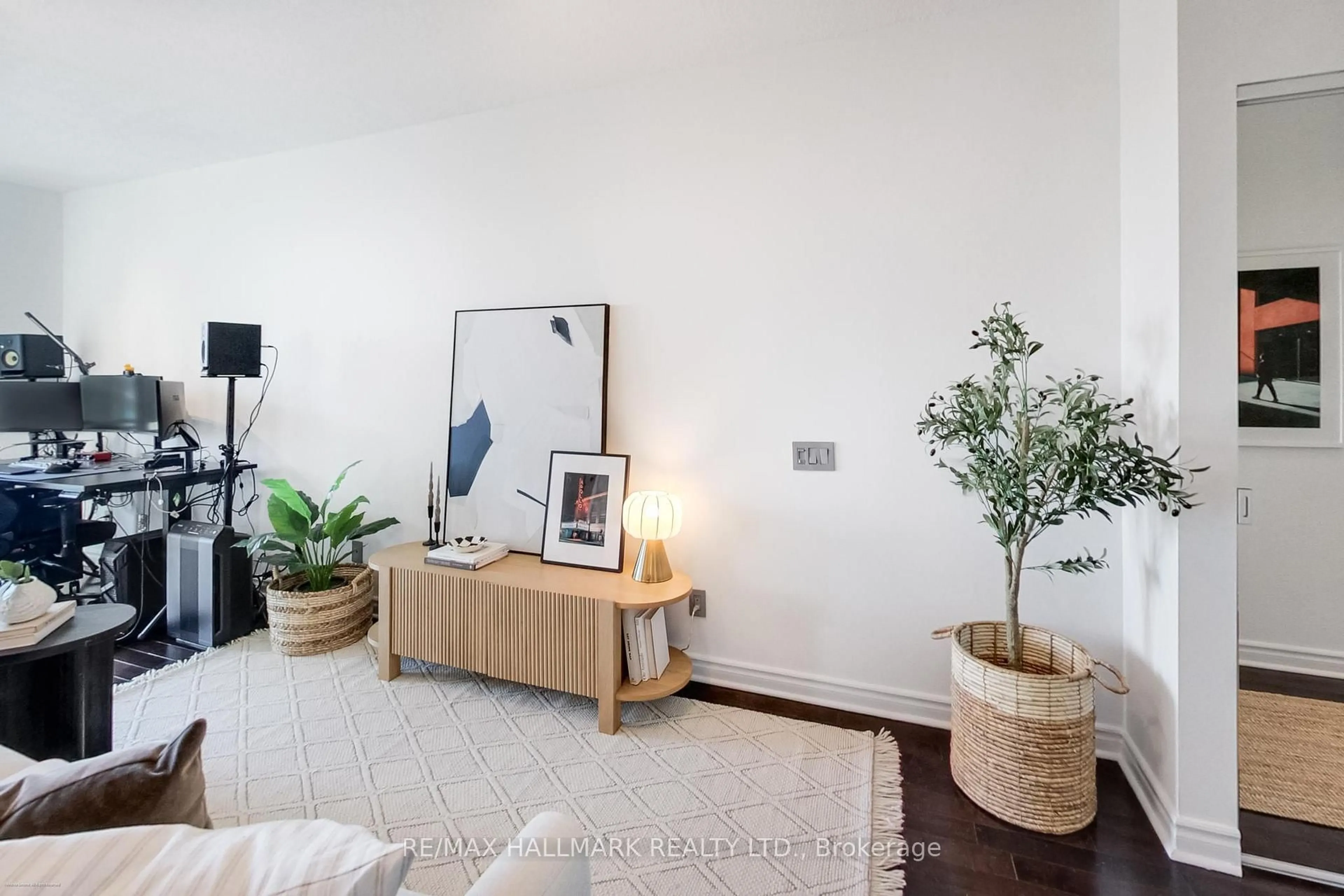 Unknown for 60 Byng Ave #2001, Toronto Ontario M2N 7K3