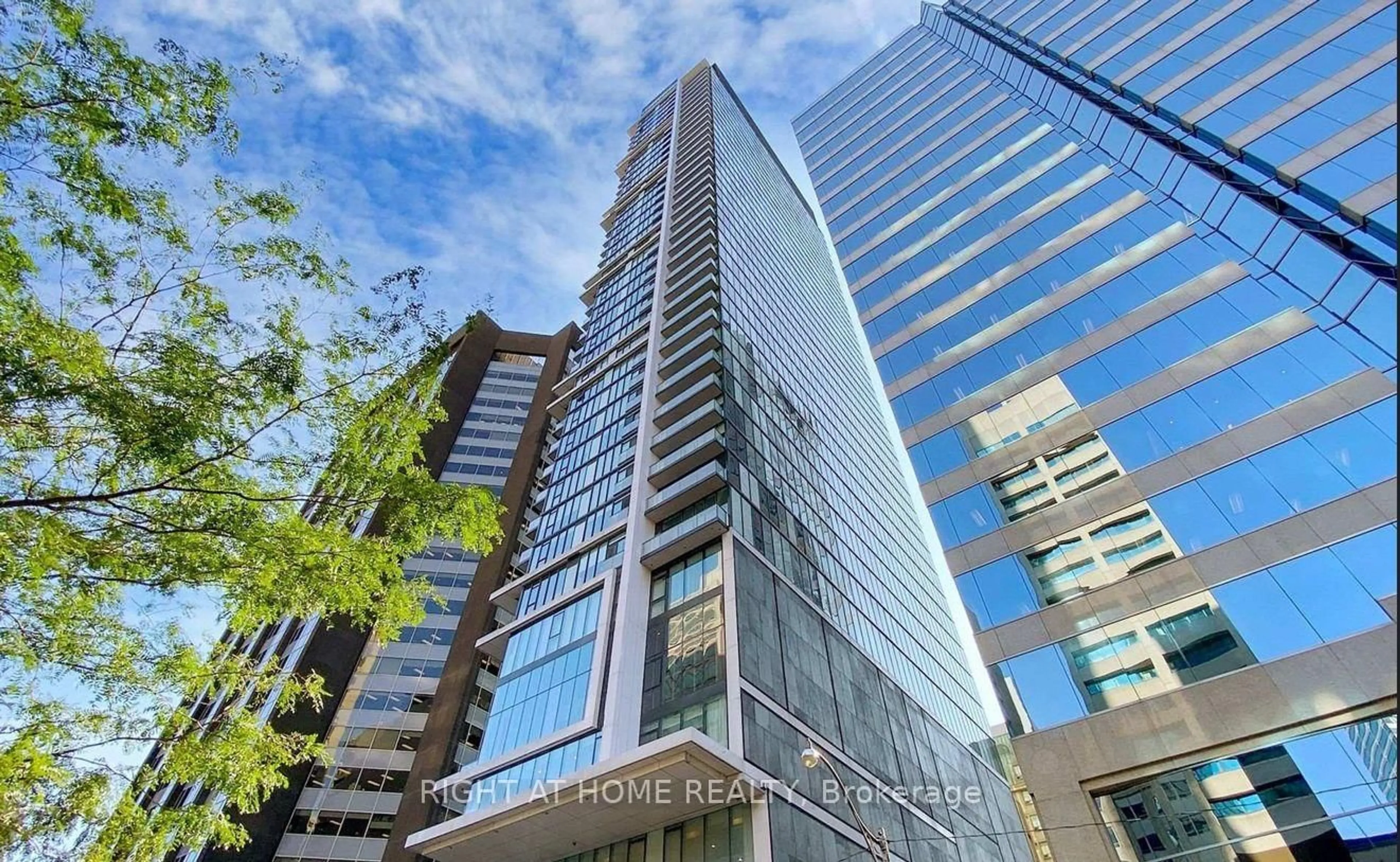 Unknown for 426 University Ave #2309, Toronto Ontario M5G 1S9