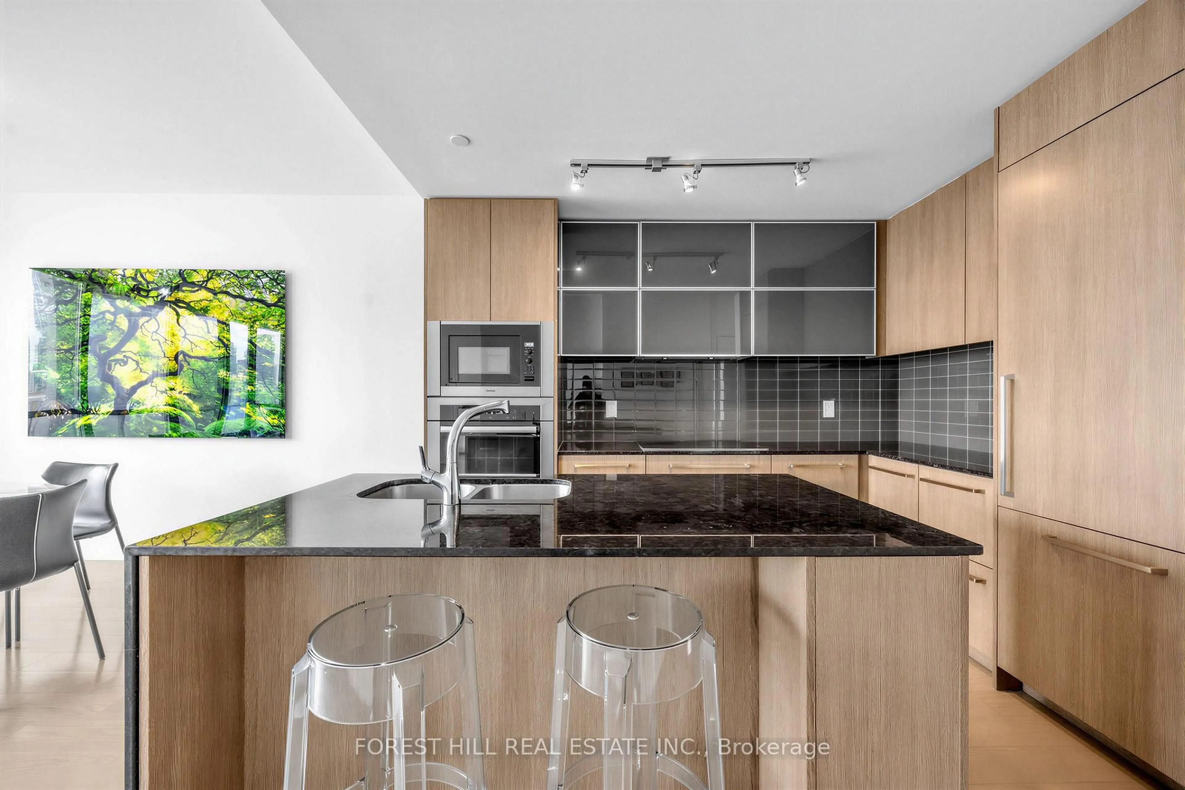 Contemporary kitchen, unknown for 170 Avenue Rd #1101, Toronto Ontario M5R 0A4