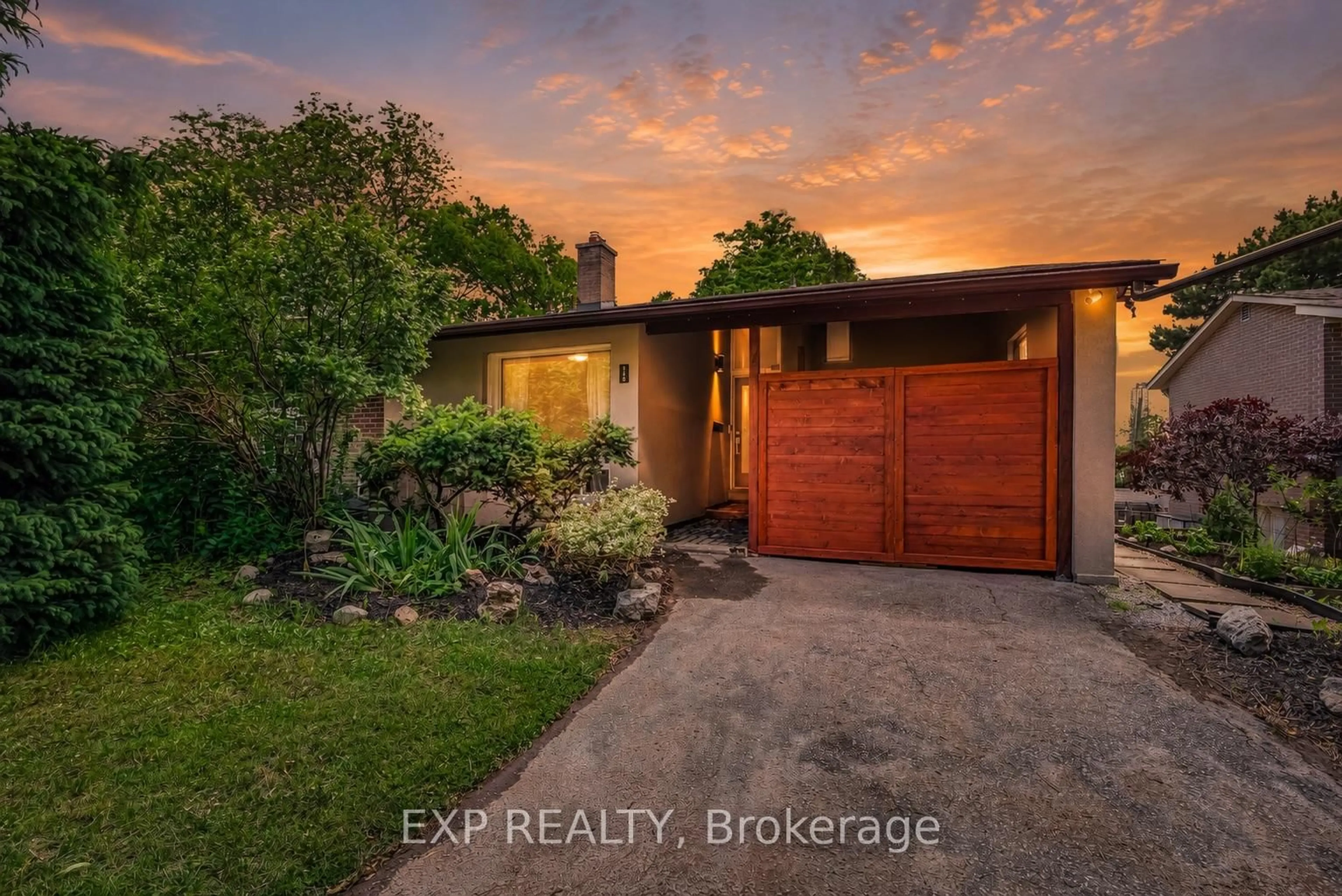 Unknown for 160 Cottonwood Dr, Toronto Ontario M3C 2B4