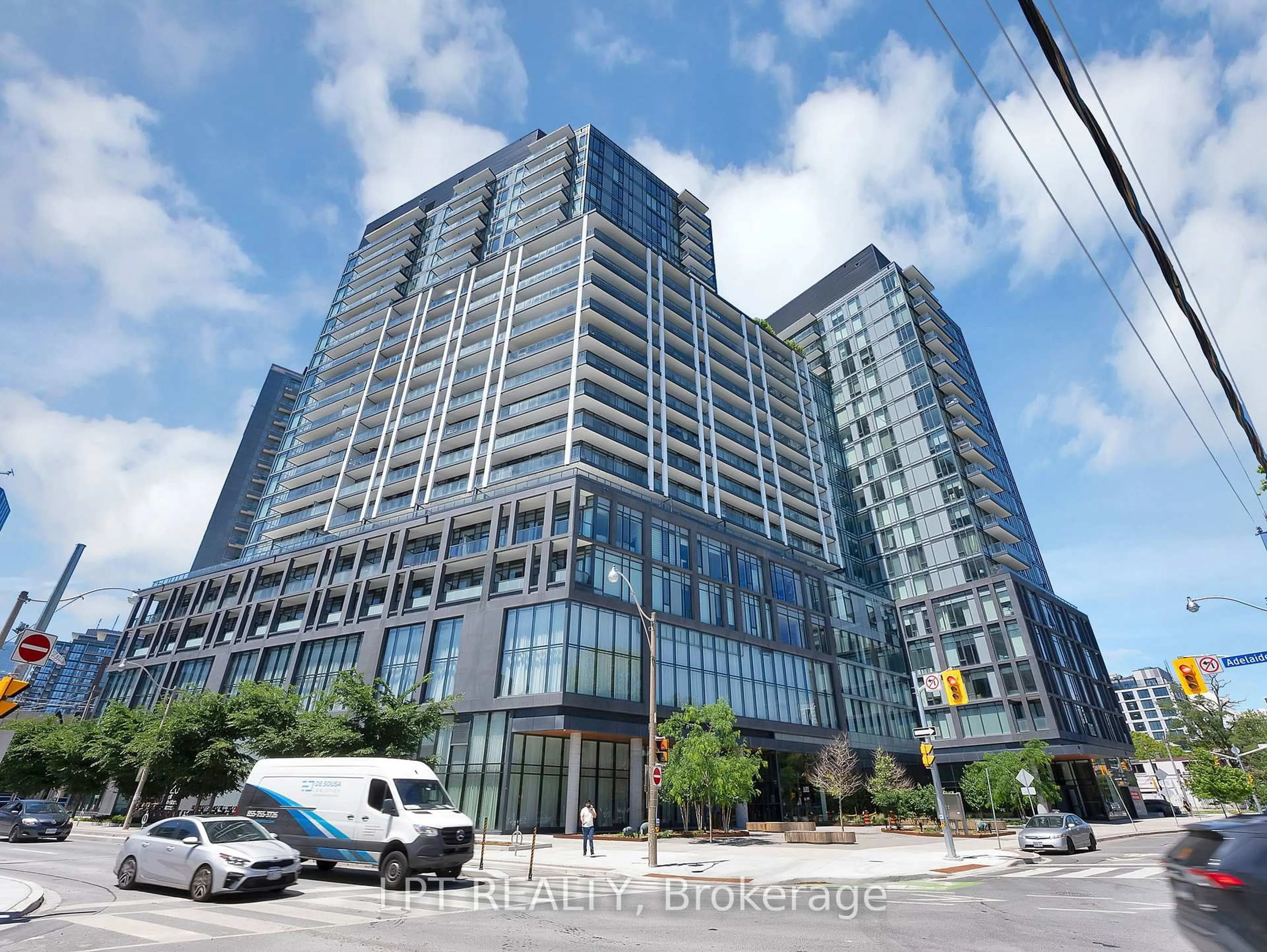 Indoor foyer for 50 Power St #713, Toronto Ontario M5A 0V3