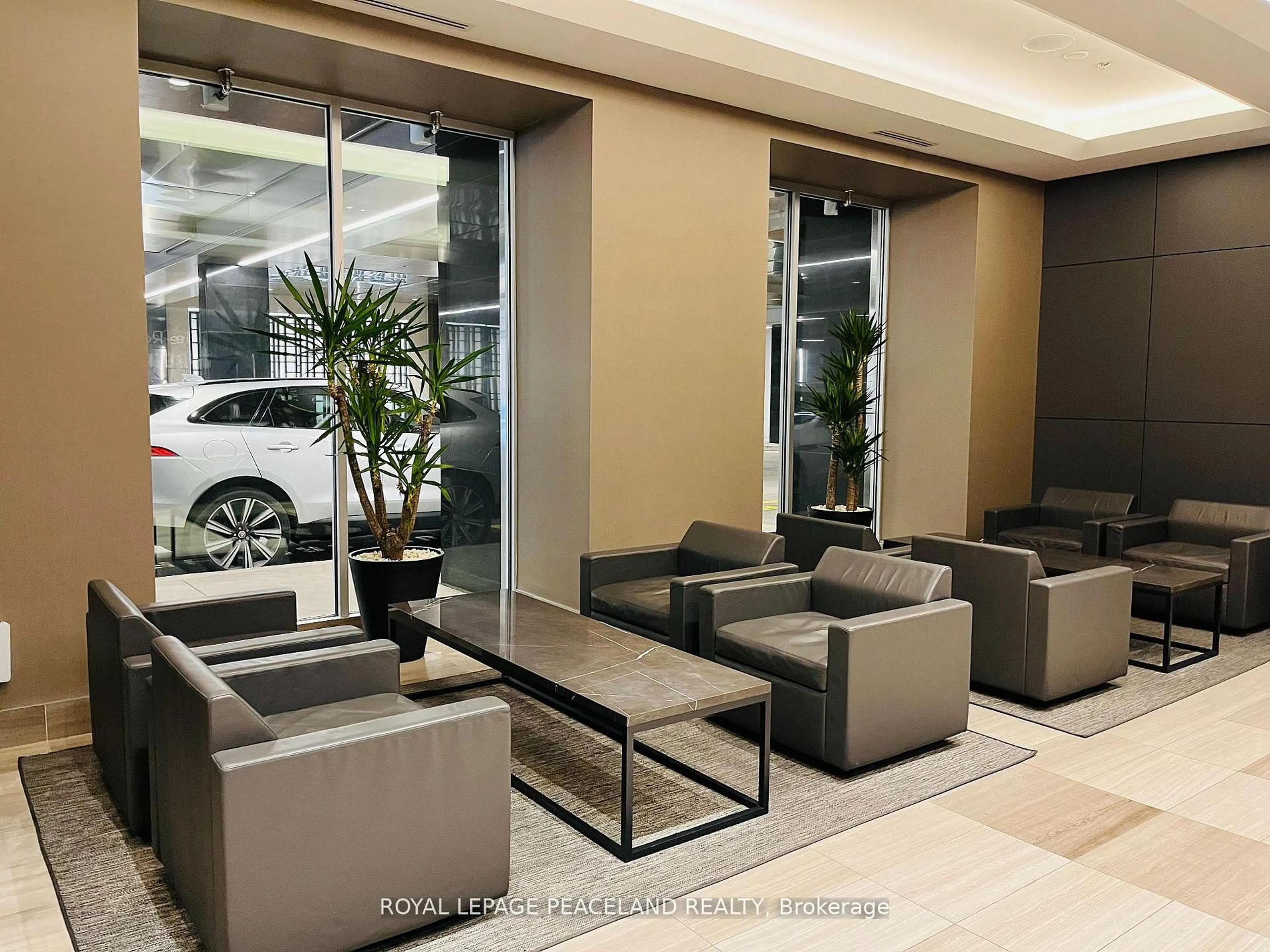 Lobby for 111 St. Clair Ave #1607, Toronto Ontario M4V 1N5