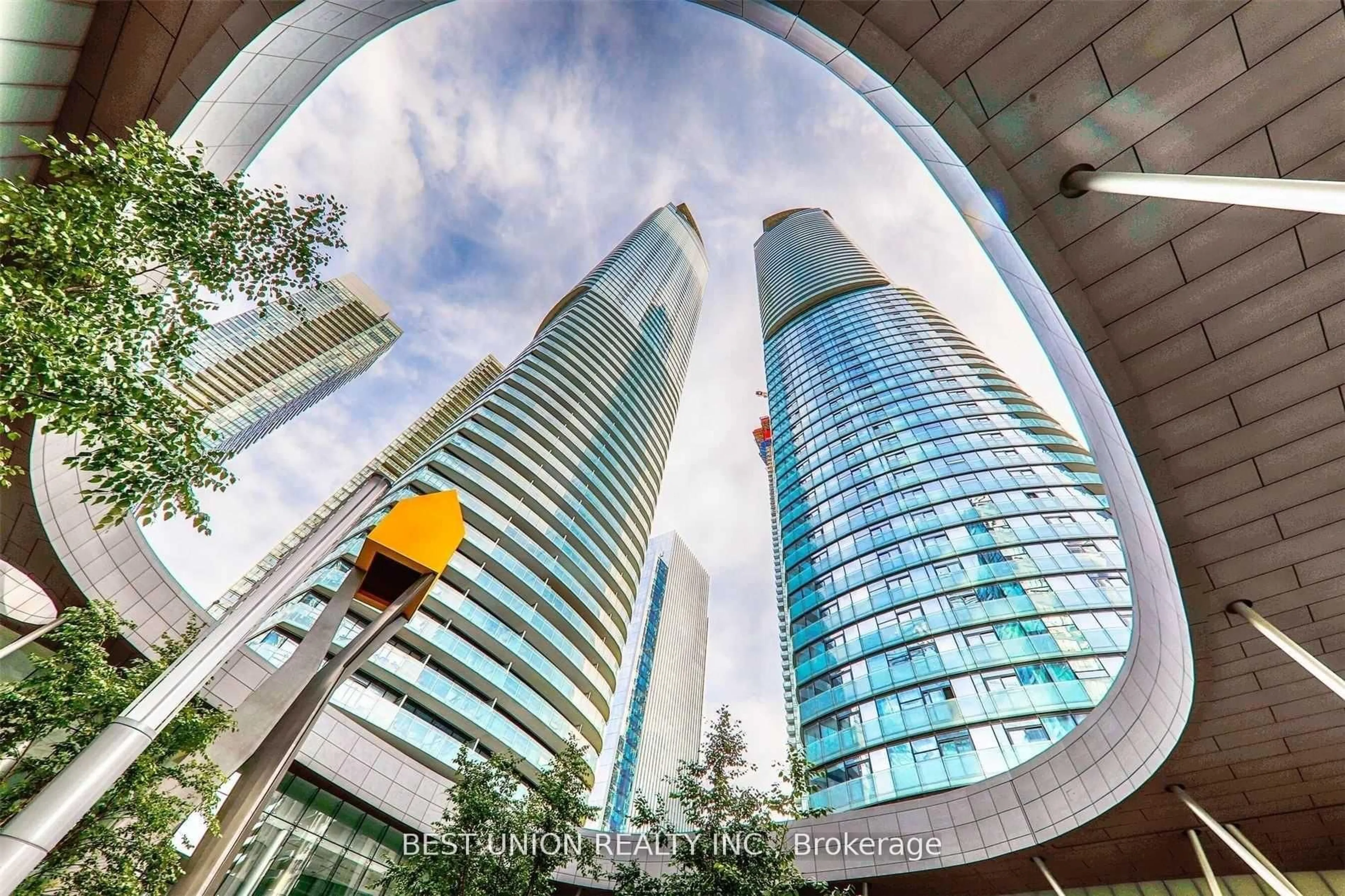 Unknown for 14 York St #5706, Toronto Ontario M5J 0B1