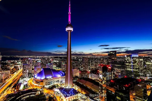 14 York St #5706, Toronto 4