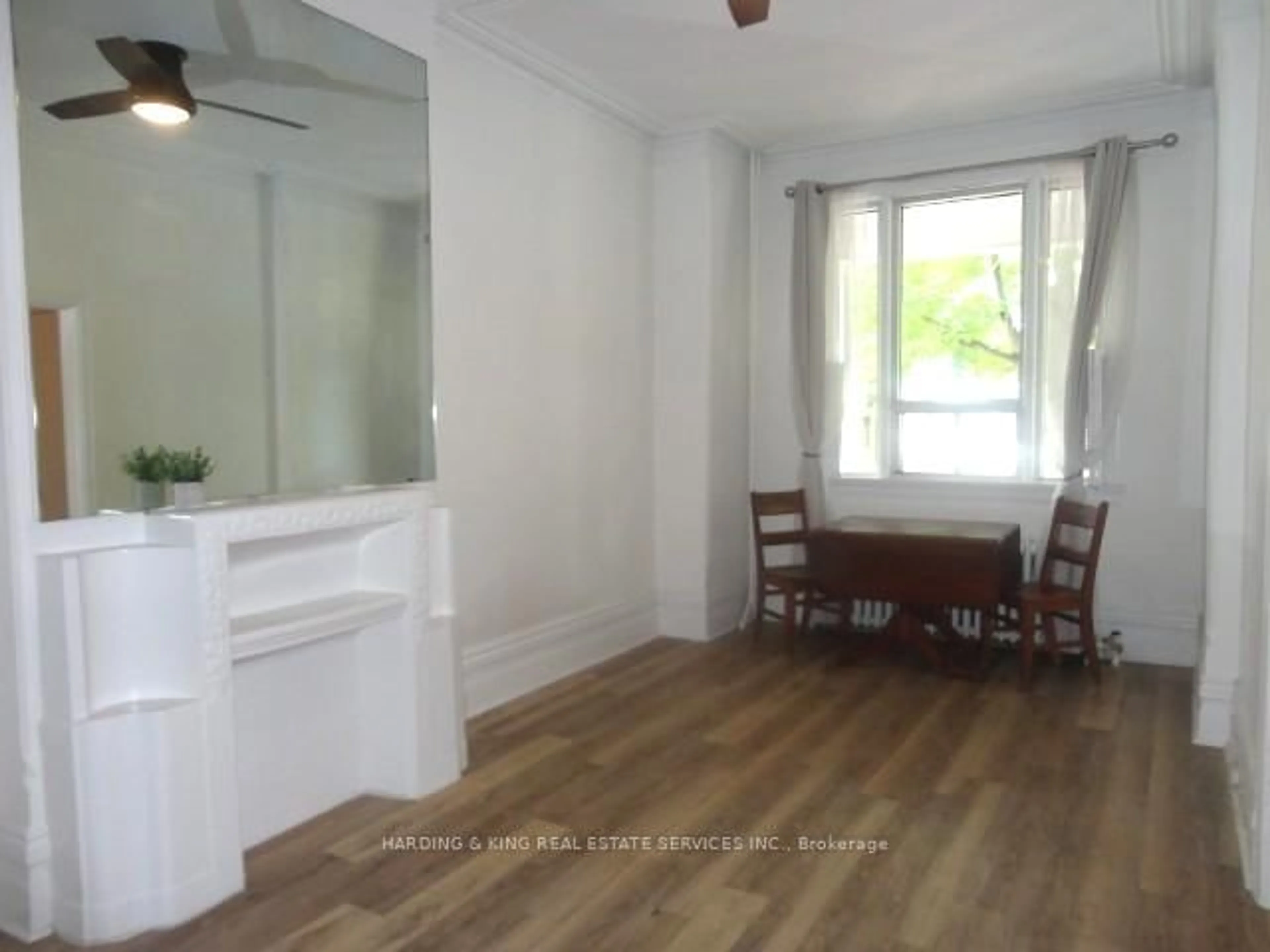 A pic of a room for 126 Lennox St, Toronto Ontario M6G 1J6