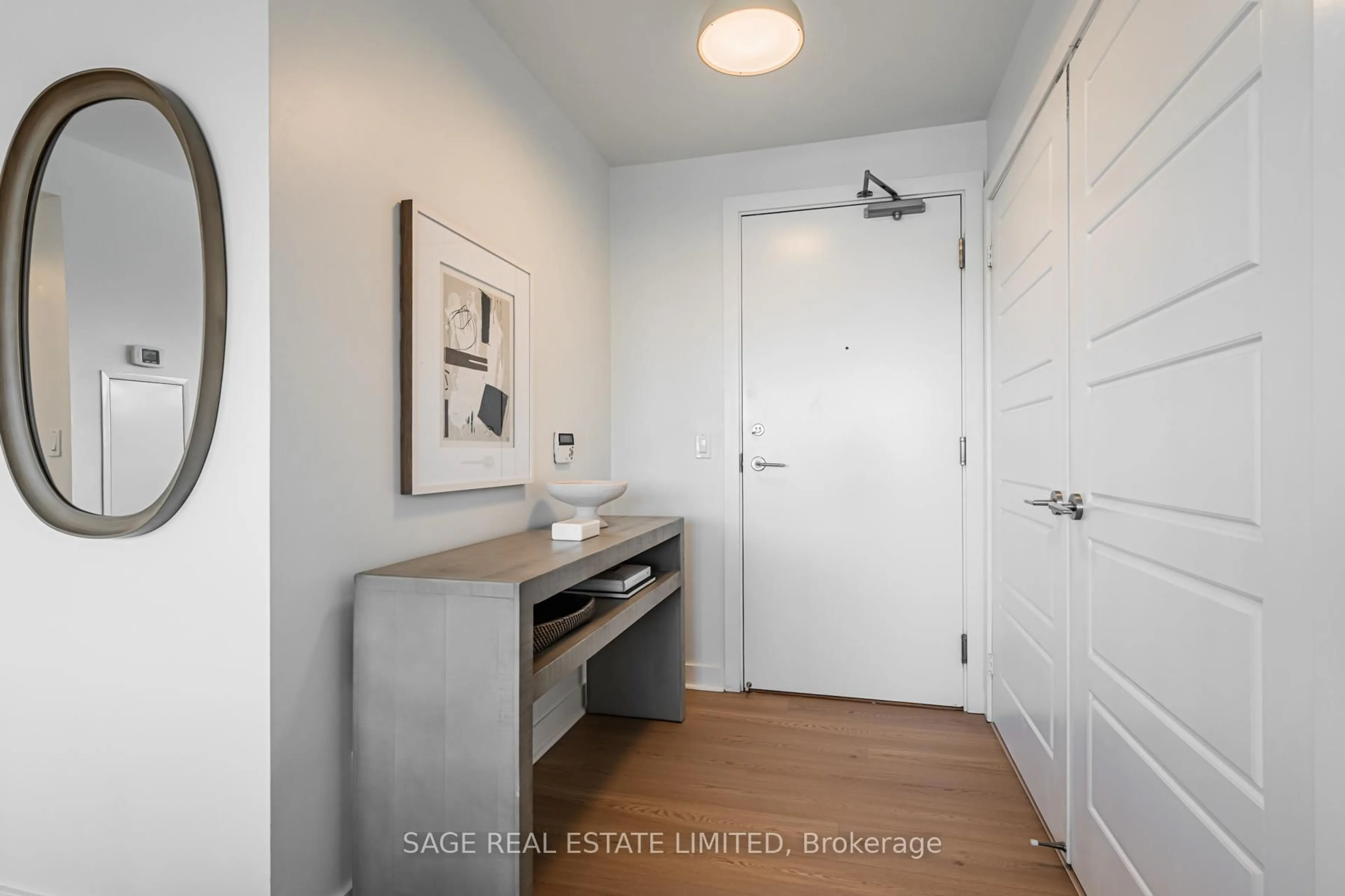 Indoor entryway for 100 Western Battery Rd #1608, Toronto Ontario M6K 3S2