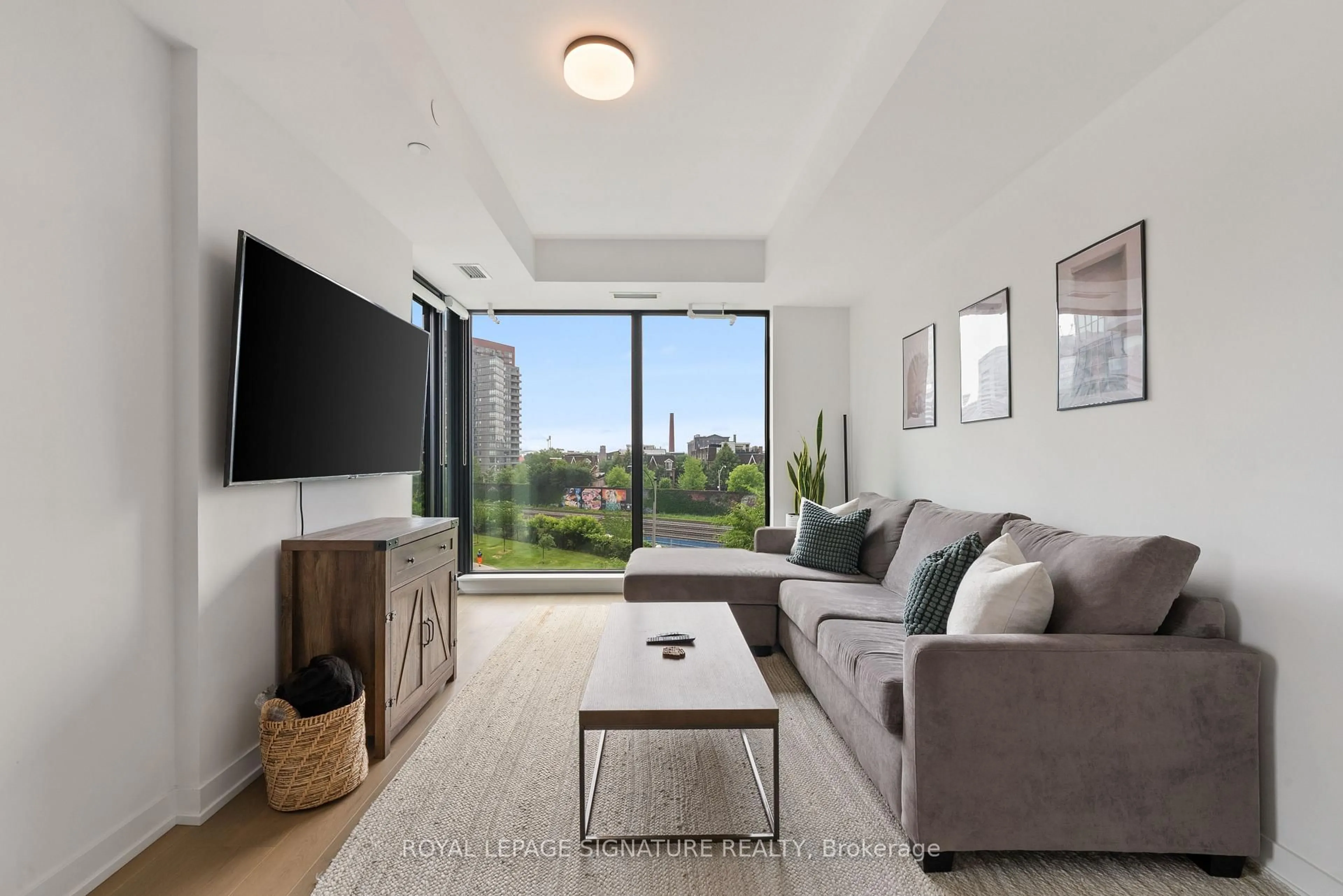 Living room with furniture, unknown for 200 Sudbury St #401, Toronto Ontario M6J 0H1