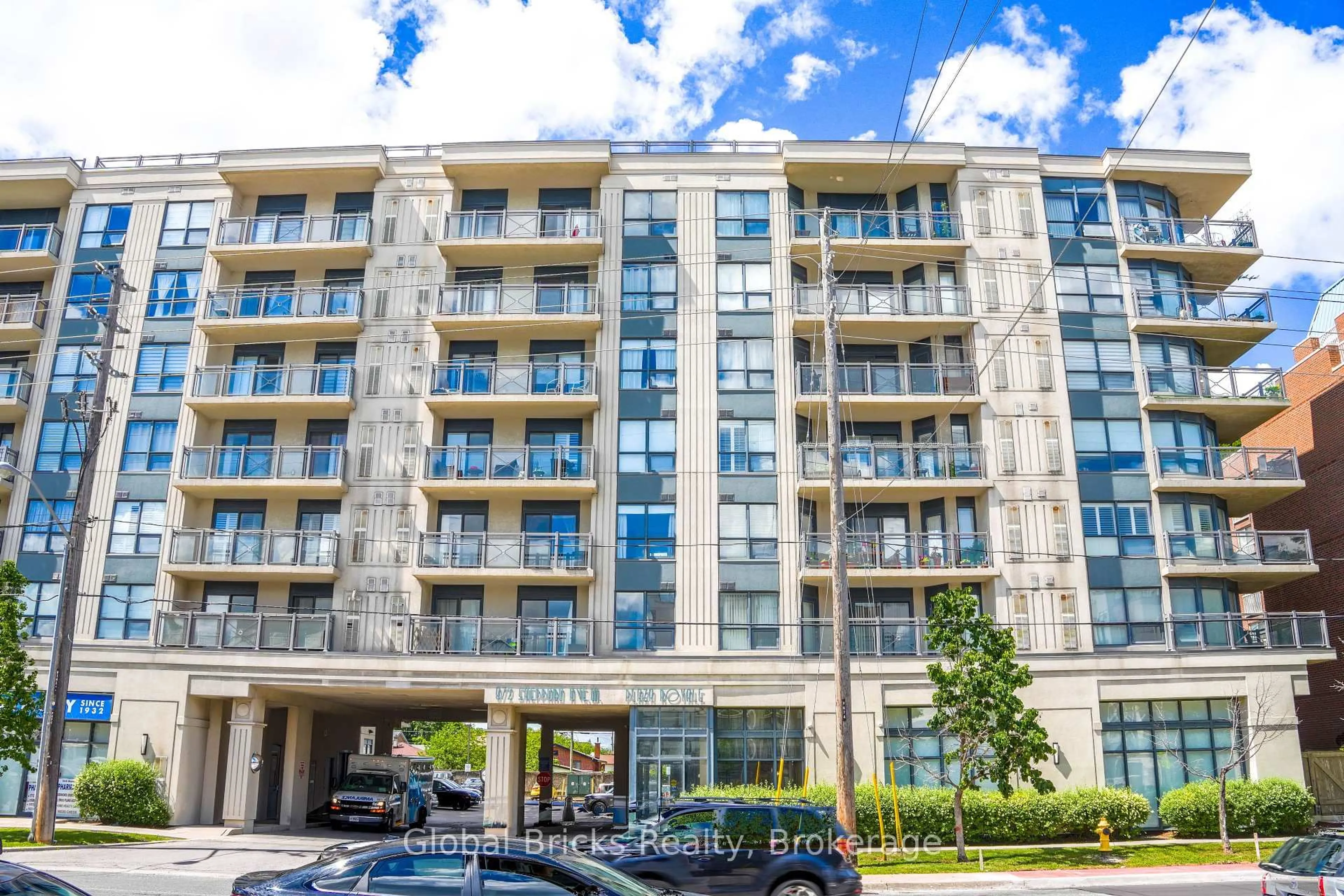 Unknown for 872 Sheppard Ave #308, Toronto Ontario M3H 2T5