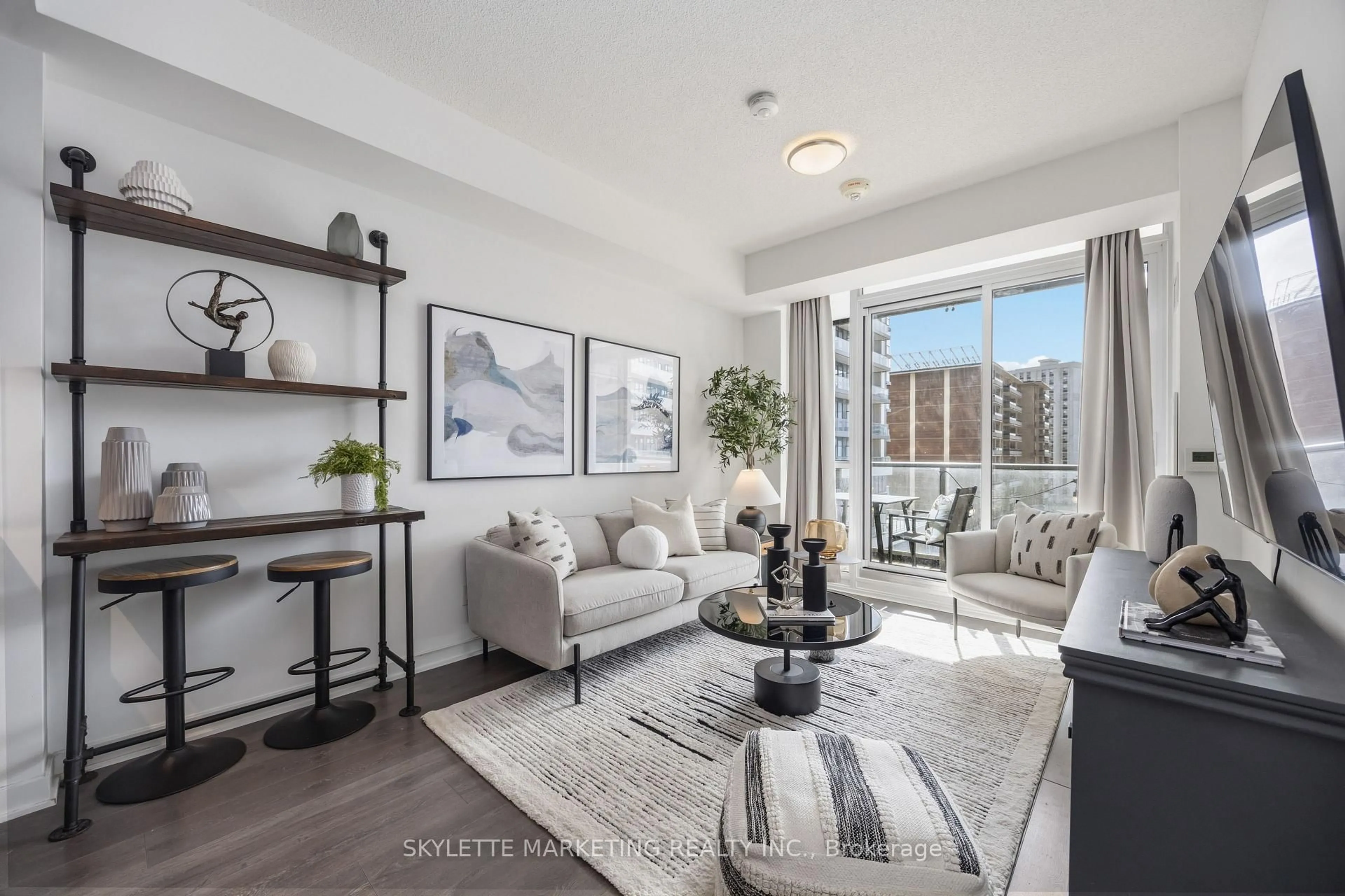Living room with furniture, unknown for 38 Forest Manor Rd #414, Toronto Ontario M2J 1M1