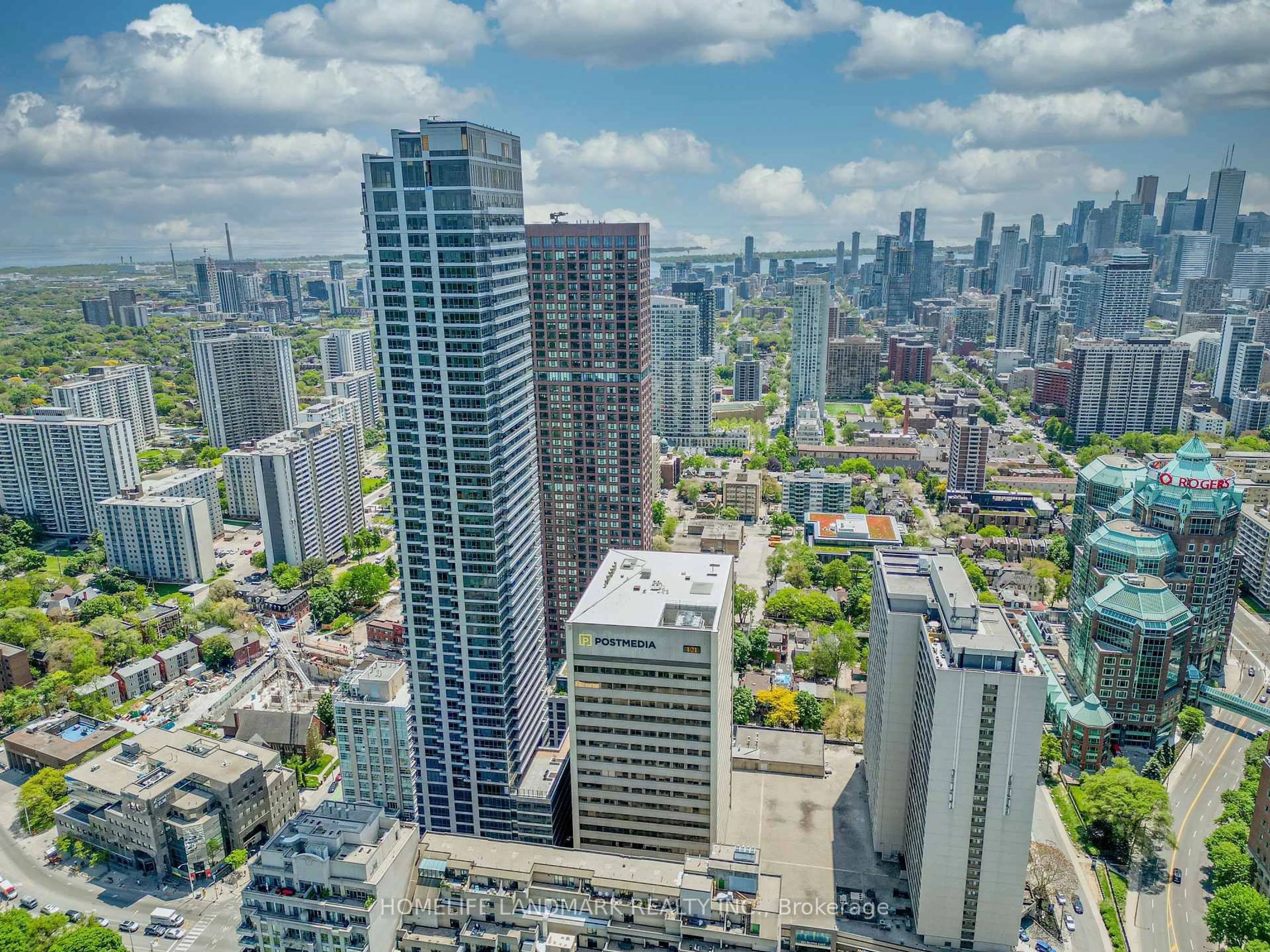 A pic from outside/outdoor area/front of a property/back of a property/a pic from drone, city buildings view from balcony for 395 Bloor St #5001, Toronto Ontario M4W 0B4