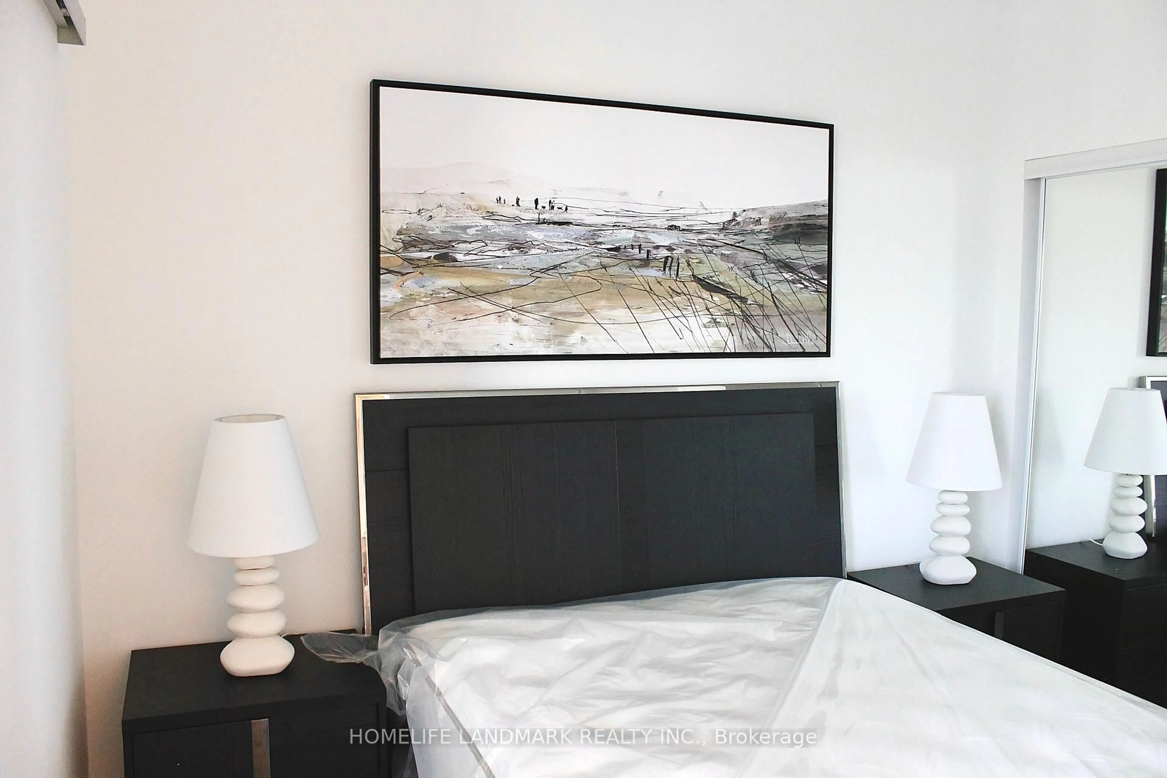 Bedroom with bed, unknown for 395 Bloor St #5511, Toronto Ontario M4W 0B4